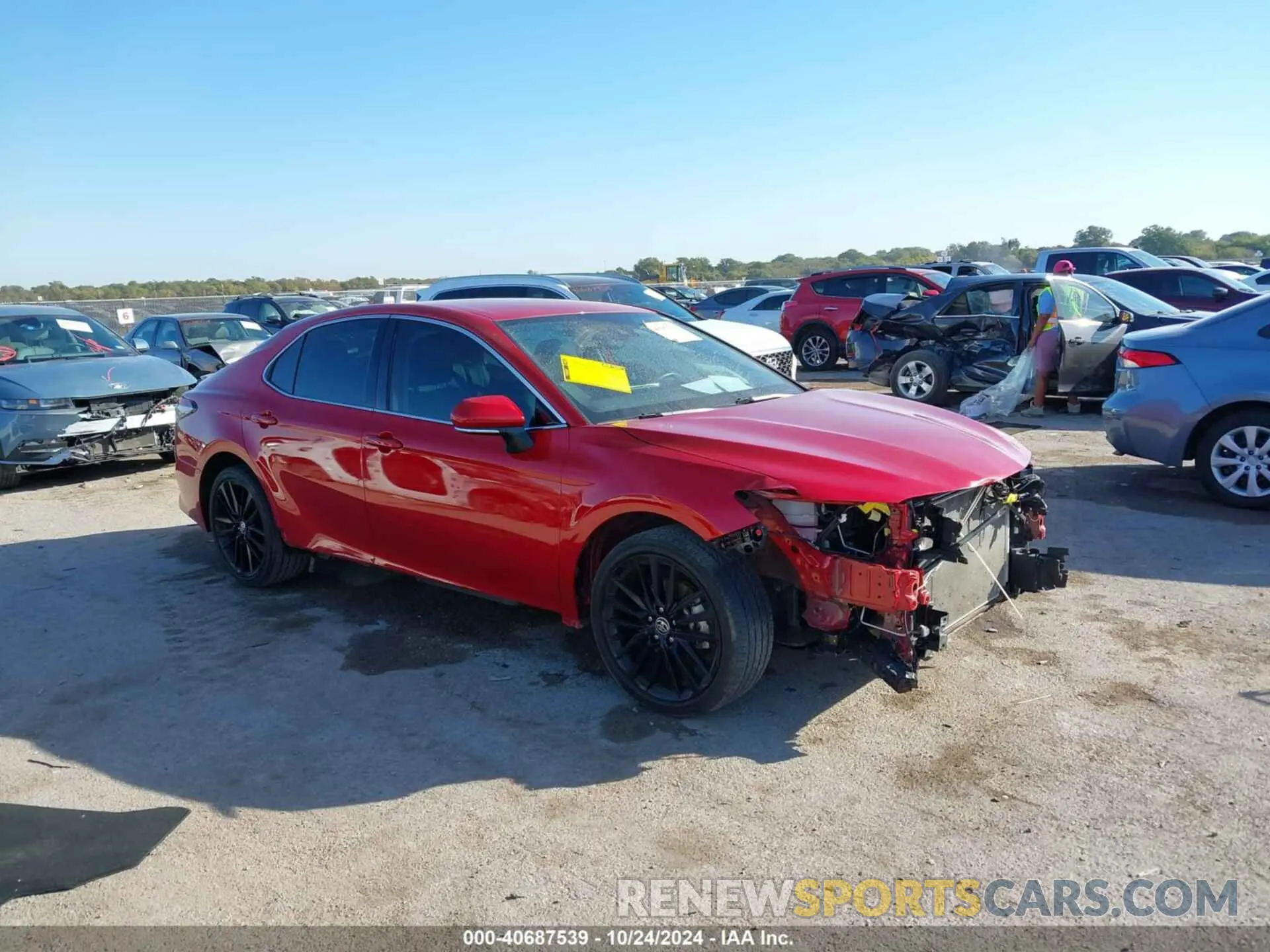 1 Photograph of a damaged car 4T1K61AK4MU444652 TOYOTA CAMRY 2021