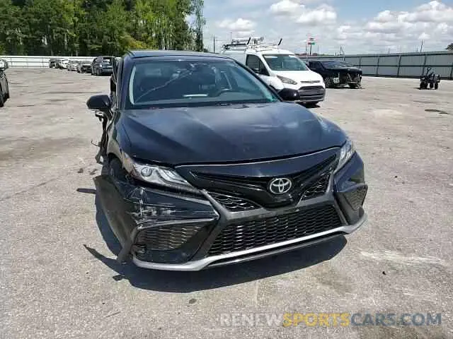 11 Photograph of a damaged car 4T1K61AK4MU447762 TOYOTA CAMRY 2021