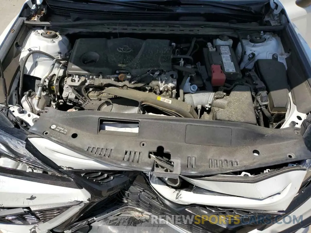 11 Photograph of a damaged car 4T1K61AK4MU542029 TOYOTA CAMRY 2021