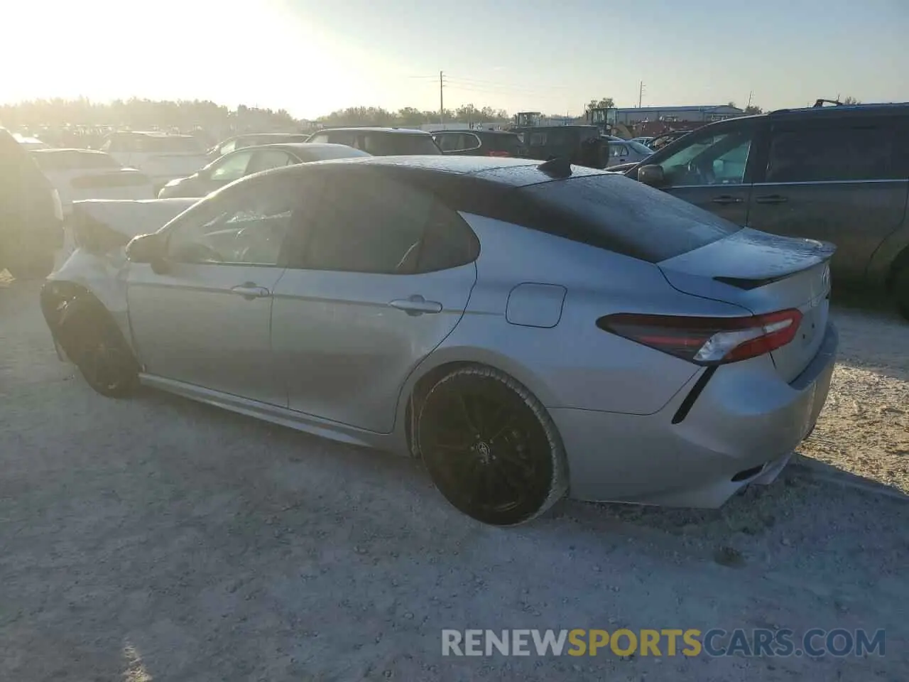 2 Photograph of a damaged car 4T1K61AK5MU404936 TOYOTA CAMRY 2021