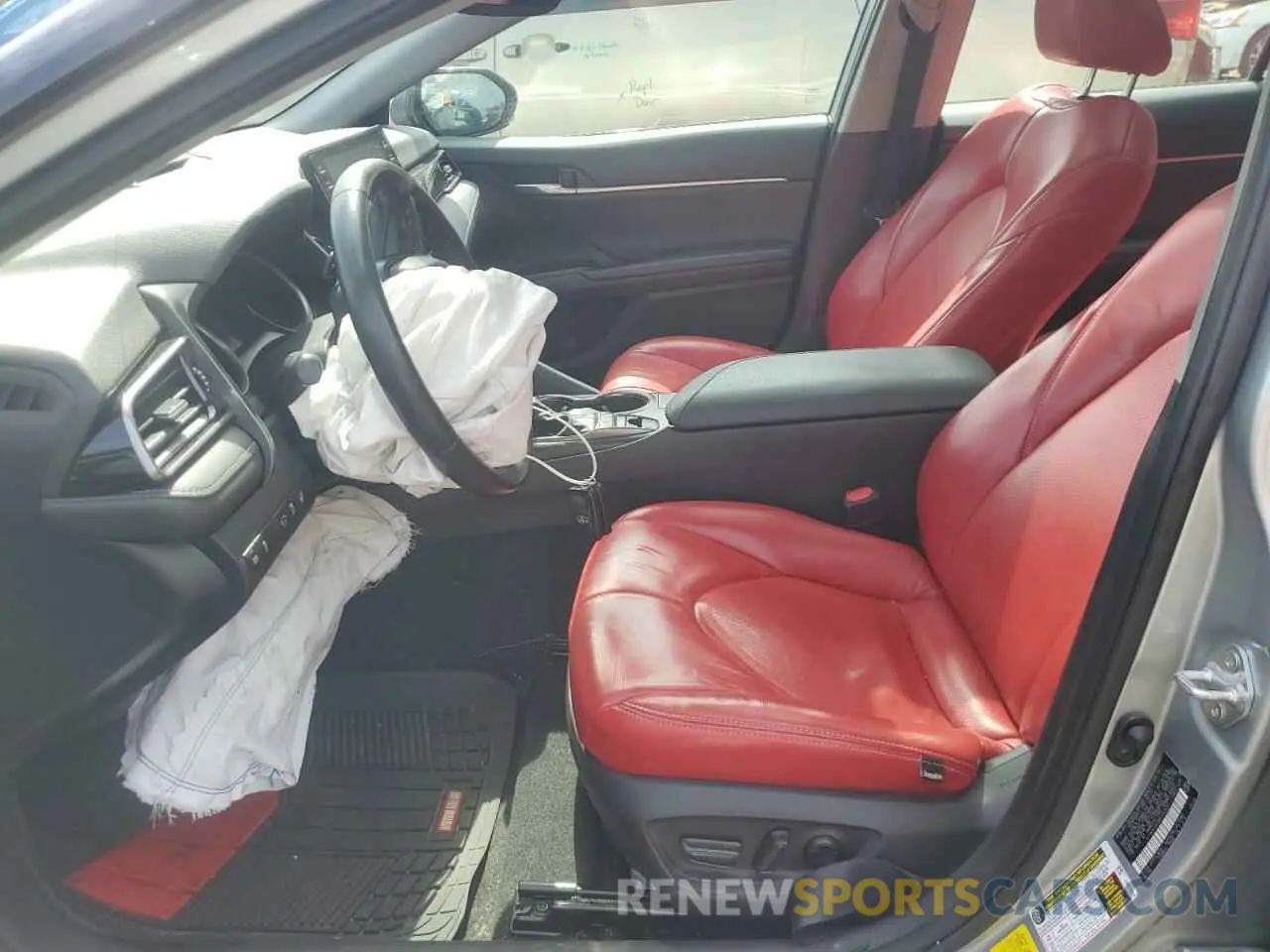 7 Photograph of a damaged car 4T1K61AK5MU462836 TOYOTA CAMRY 2021