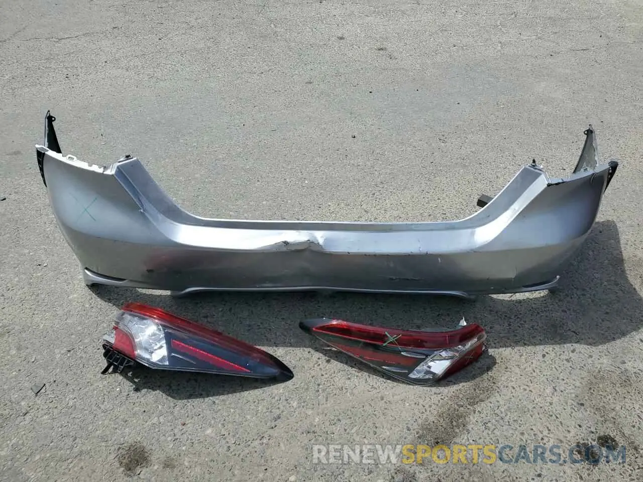 12 Photograph of a damaged car 4T1K61AK5MU492869 TOYOTA CAMRY 2021