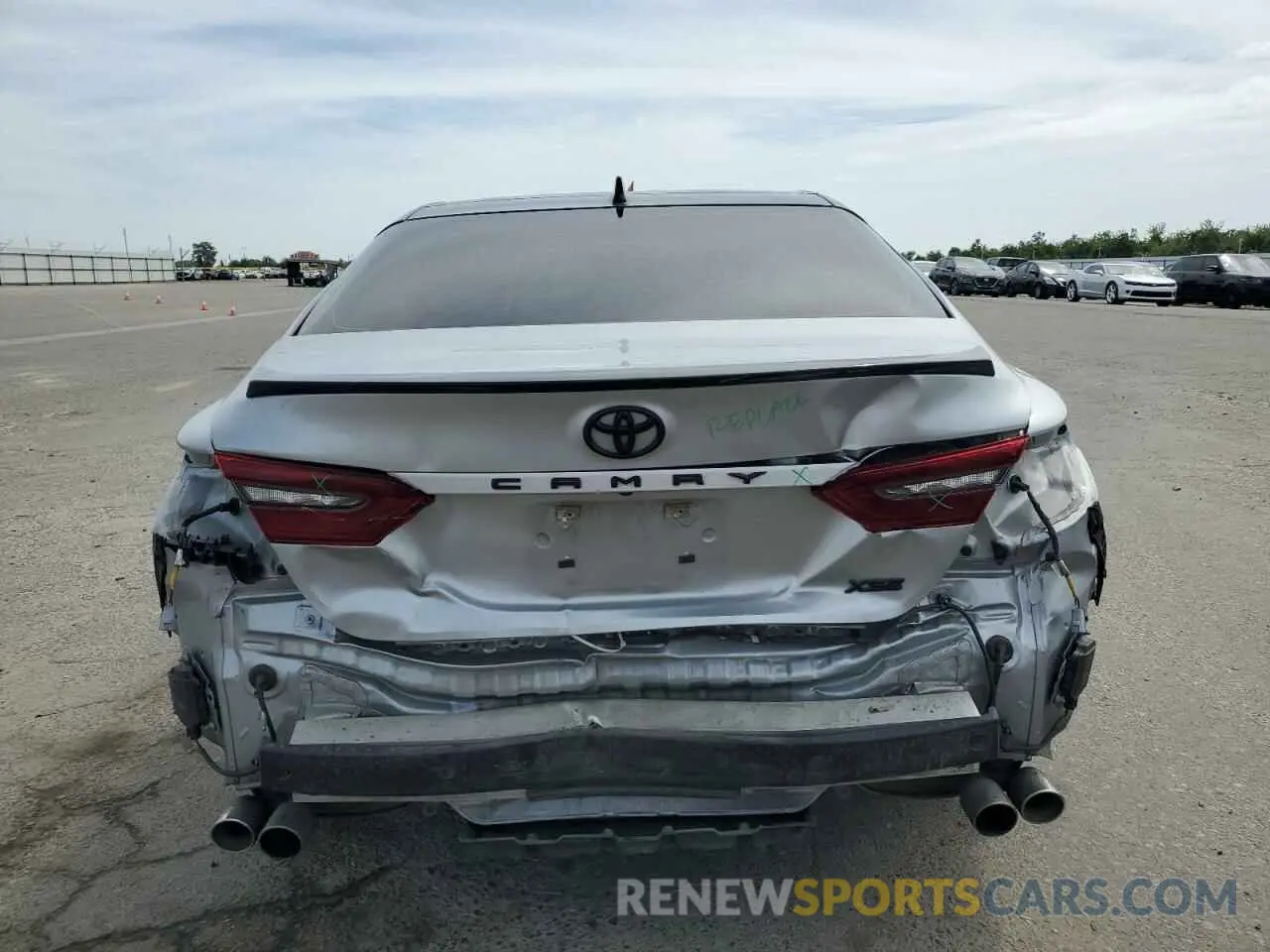 6 Photograph of a damaged car 4T1K61AK5MU492869 TOYOTA CAMRY 2021