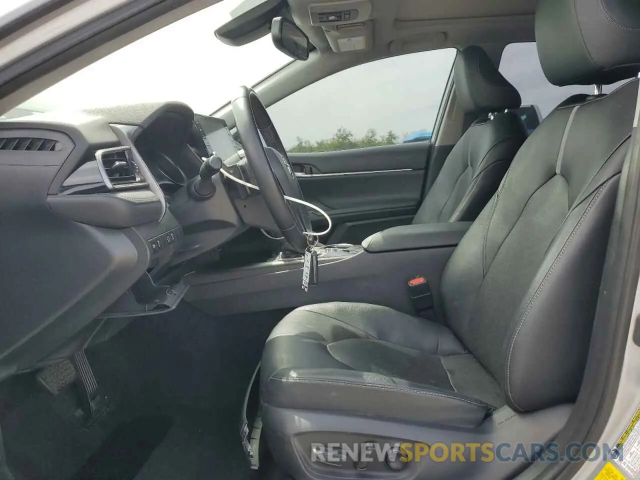 7 Photograph of a damaged car 4T1K61AK5MU492869 TOYOTA CAMRY 2021