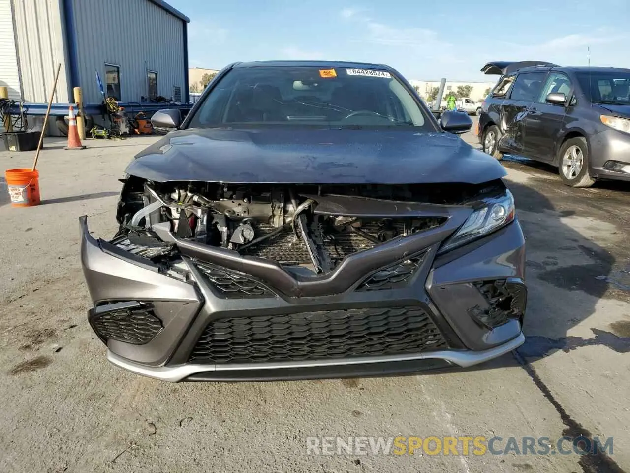 5 Photograph of a damaged car 4T1K61AK5MU572169 TOYOTA CAMRY 2021