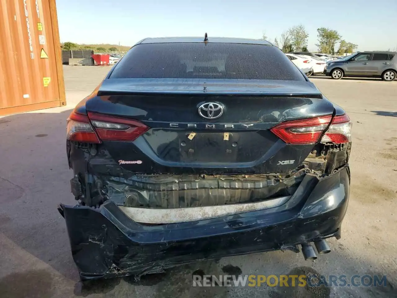 6 Photograph of a damaged car 4T1K61AK6MU497546 TOYOTA CAMRY 2021