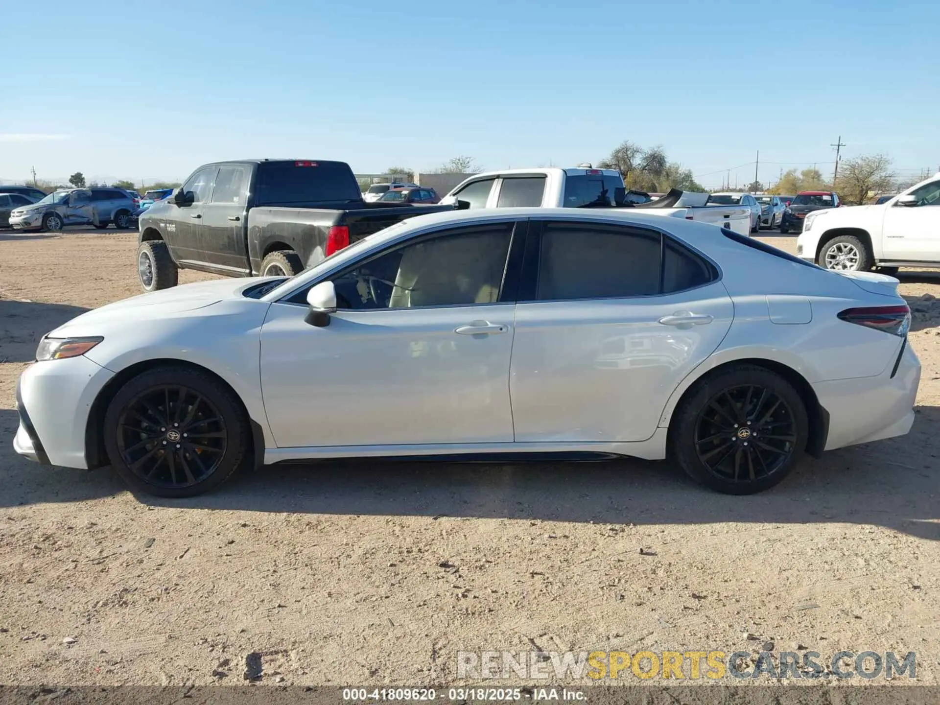 14 Фотография поврежденного автомобиля 4T1K61AK6MU589787 TOYOTA CAMRY 2021