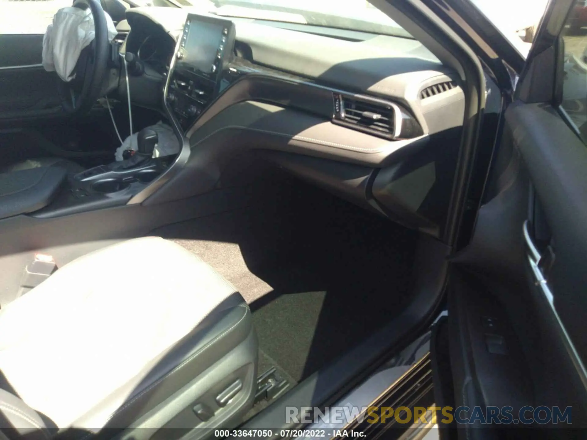 5 Photograph of a damaged car 4T1K61AK7MU490198 TOYOTA CAMRY 2021