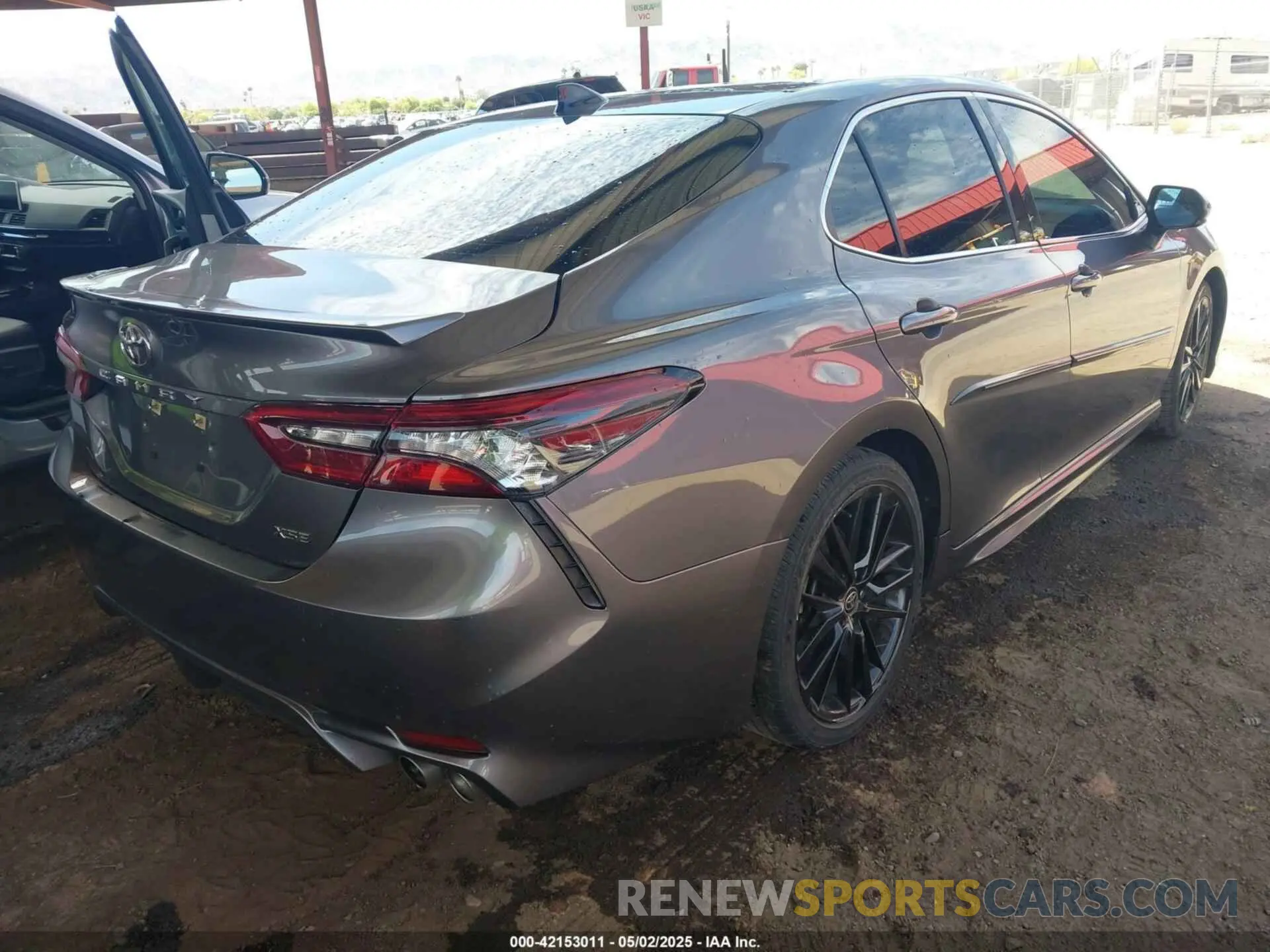 4 Фотография поврежденного автомобиля 4T1K61AK7MU557186 TOYOTA CAMRY 2021