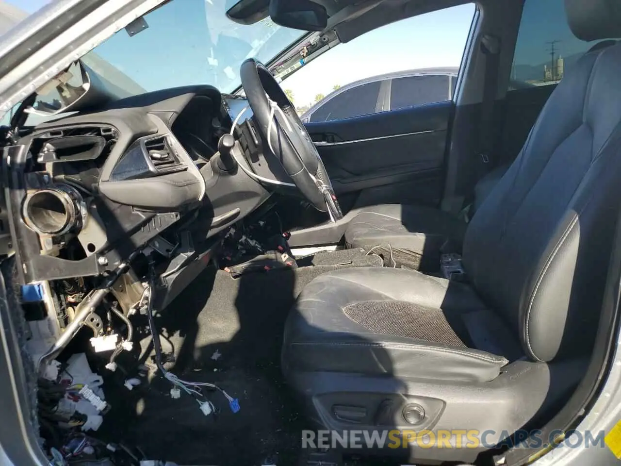 7 Photograph of a damaged car 4T1K61AK8MU580220 TOYOTA CAMRY 2021