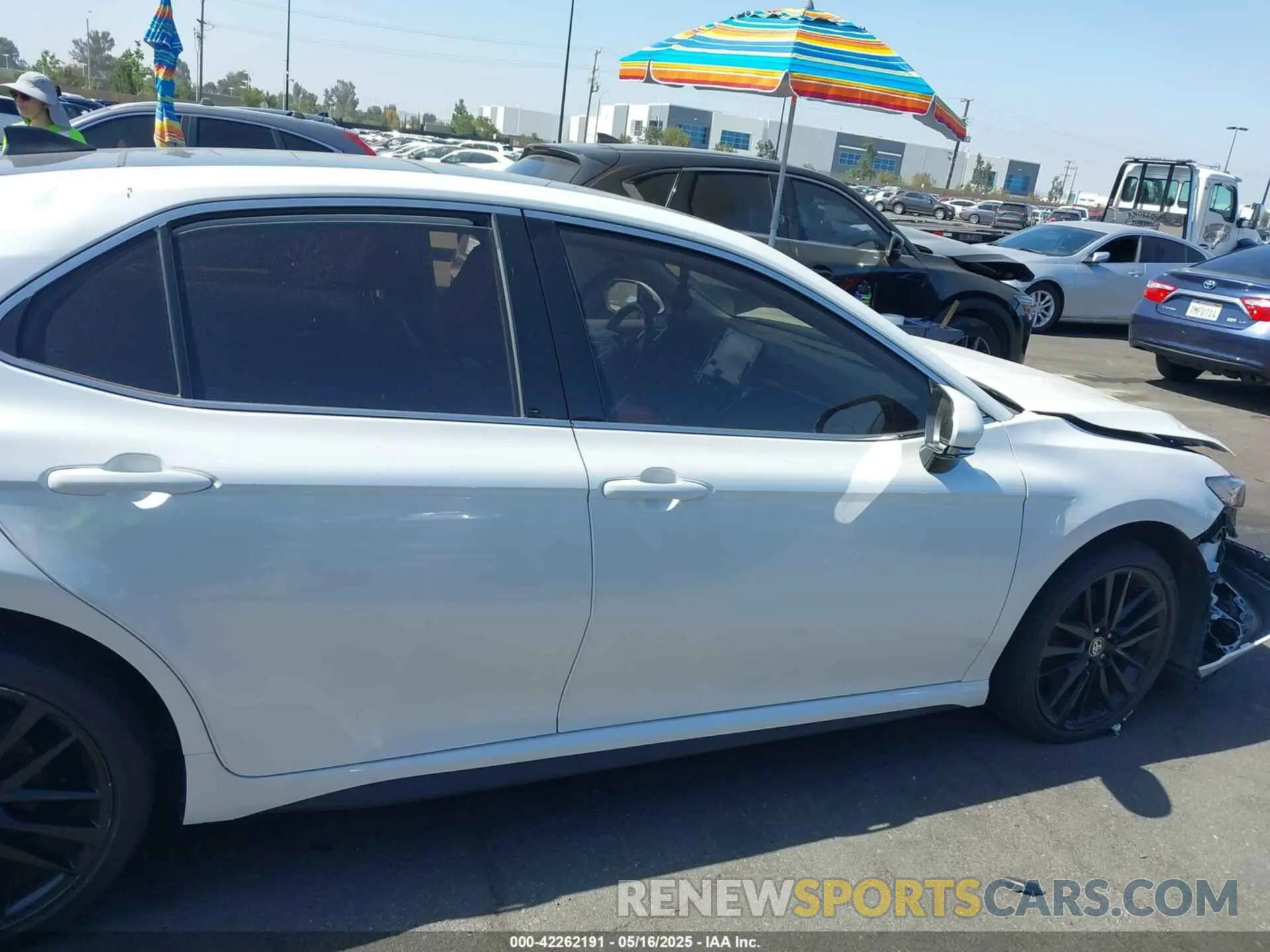 13 Photograph of a damaged car 4T1K61AK8MU591962 TOYOTA CAMRY 2021