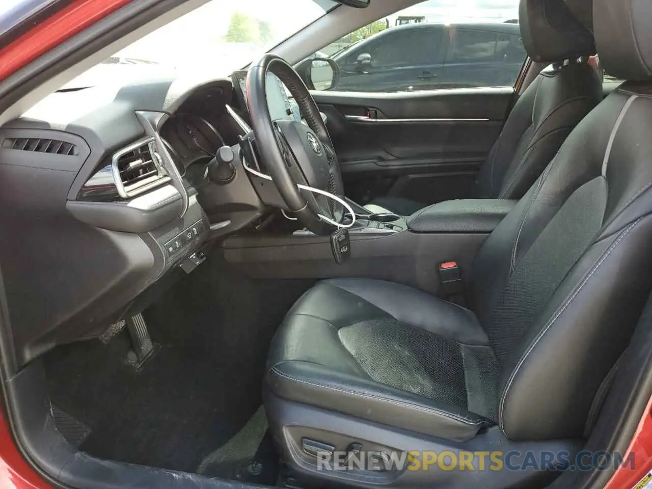 7 Photograph of a damaged car 4T1K61AKXMU465067 TOYOTA CAMRY 2021