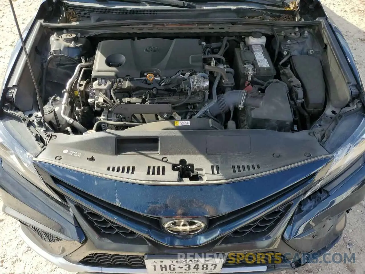 11 Photograph of a damaged car 4T1K61AKXMU521024 TOYOTA CAMRY 2021