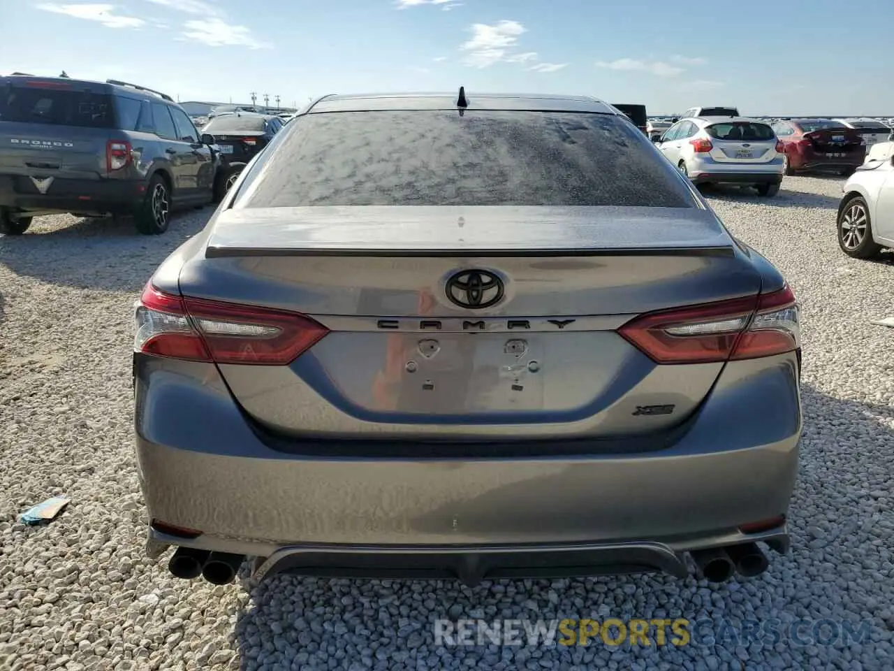 6 Photograph of a damaged car 4T1K61AKXMU525509 TOYOTA CAMRY 2021