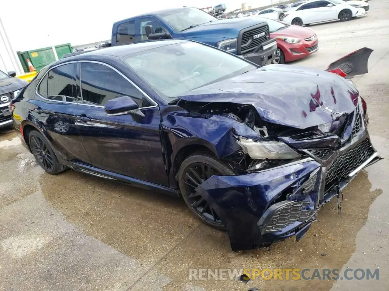 4 Photograph of a damaged car 4T1K61AKXMU611810 TOYOTA CAMRY 2021