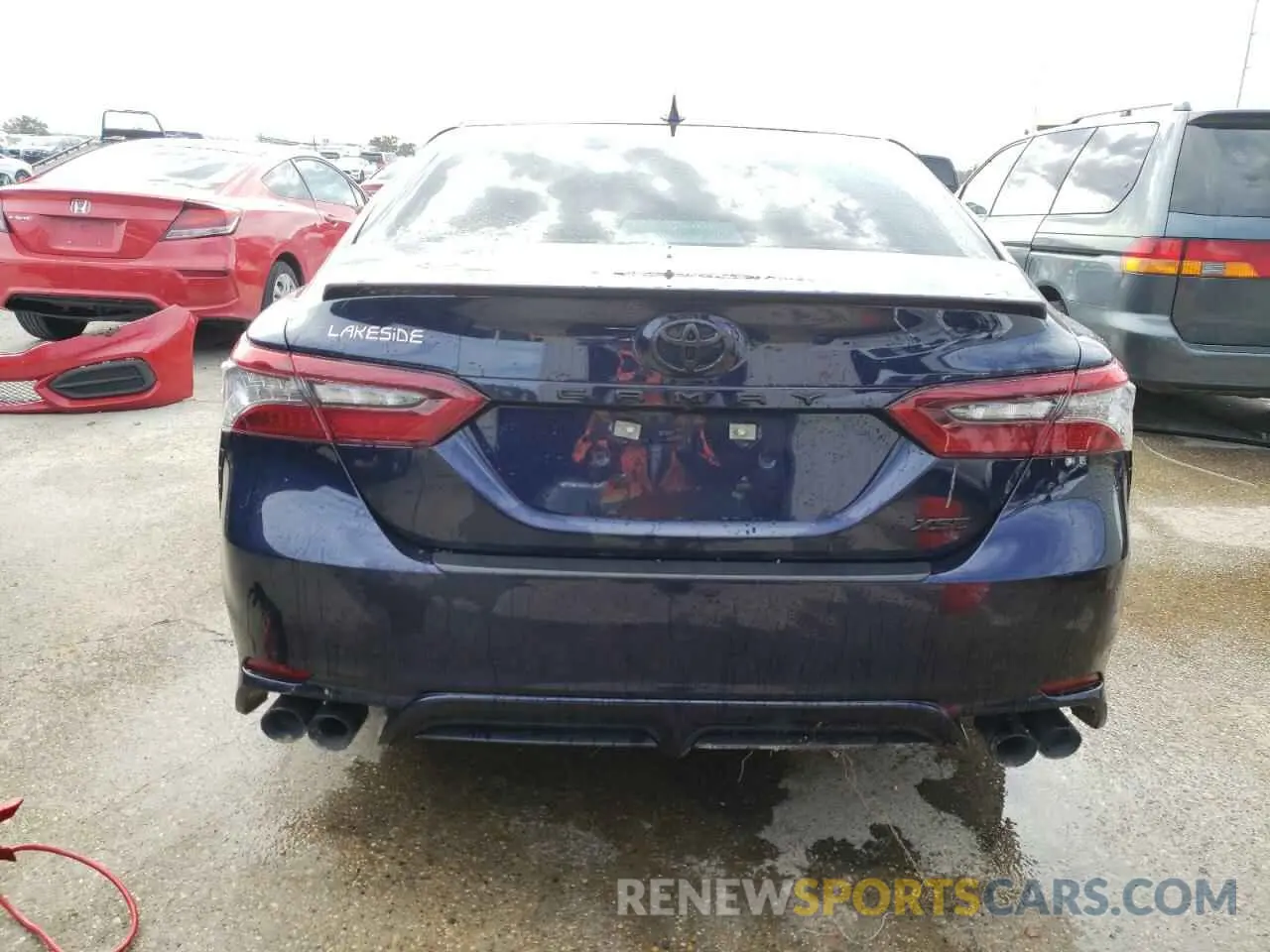 6 Photograph of a damaged car 4T1K61AKXMU611810 TOYOTA CAMRY 2021