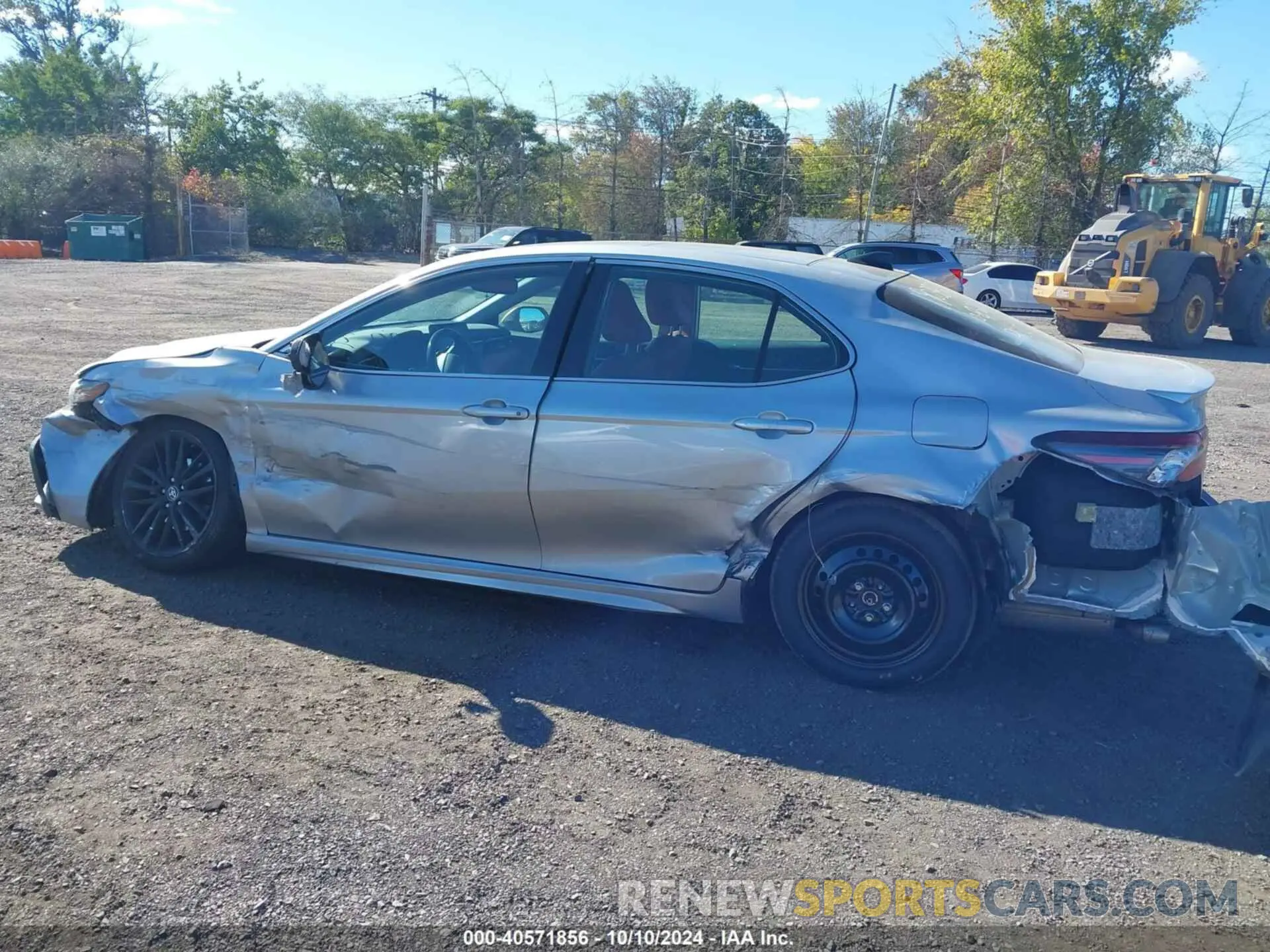 14 Photograph of a damaged car 4T1K61BK0MU043176 TOYOTA CAMRY 2021