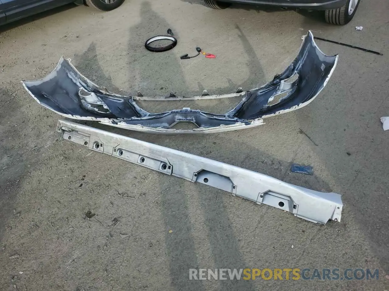 12 Photograph of a damaged car 4T1K61BK1MU033627 TOYOTA CAMRY 2021