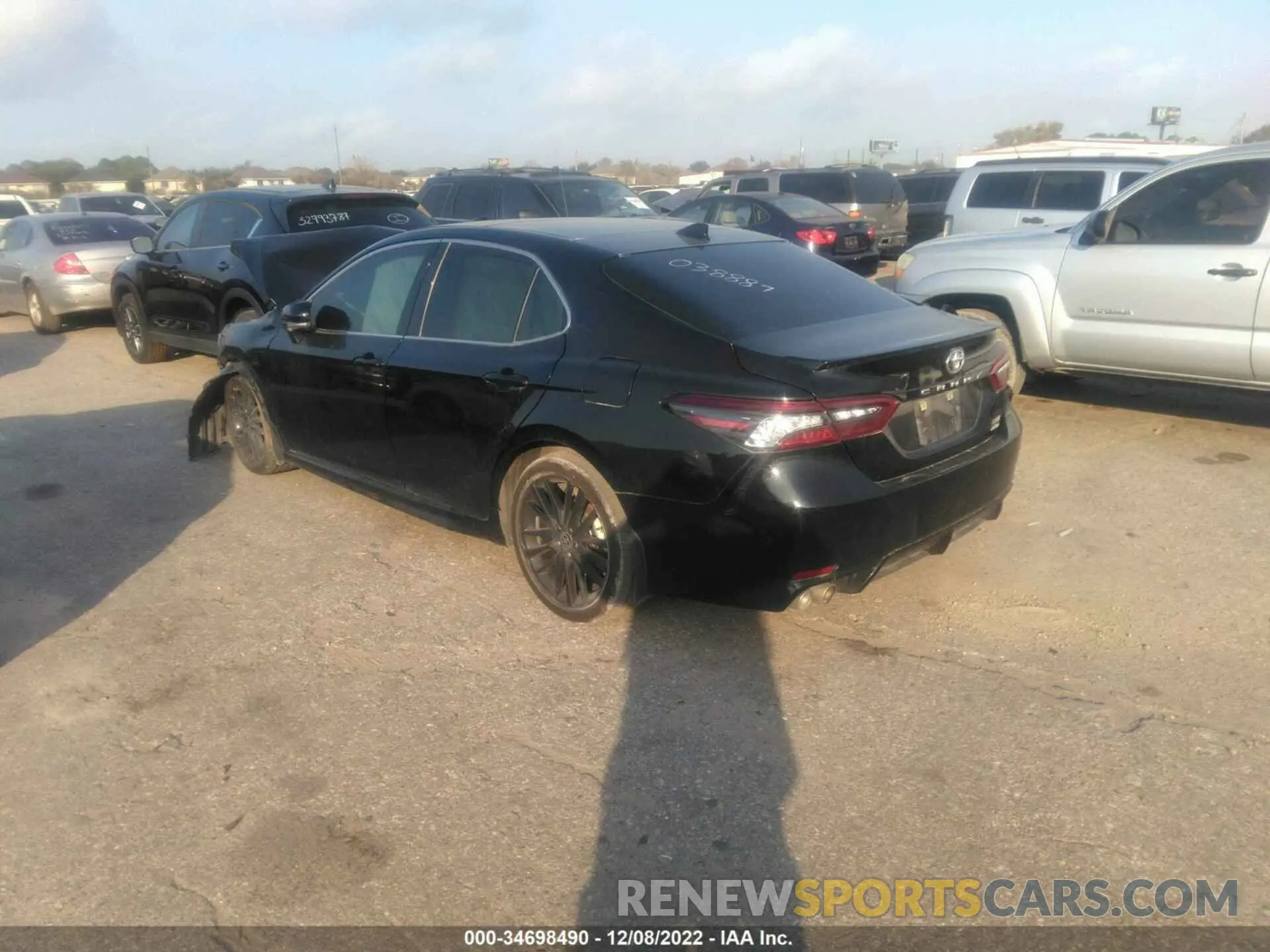 3 Photograph of a damaged car 4T1K61BK1MU038889 TOYOTA CAMRY 2021