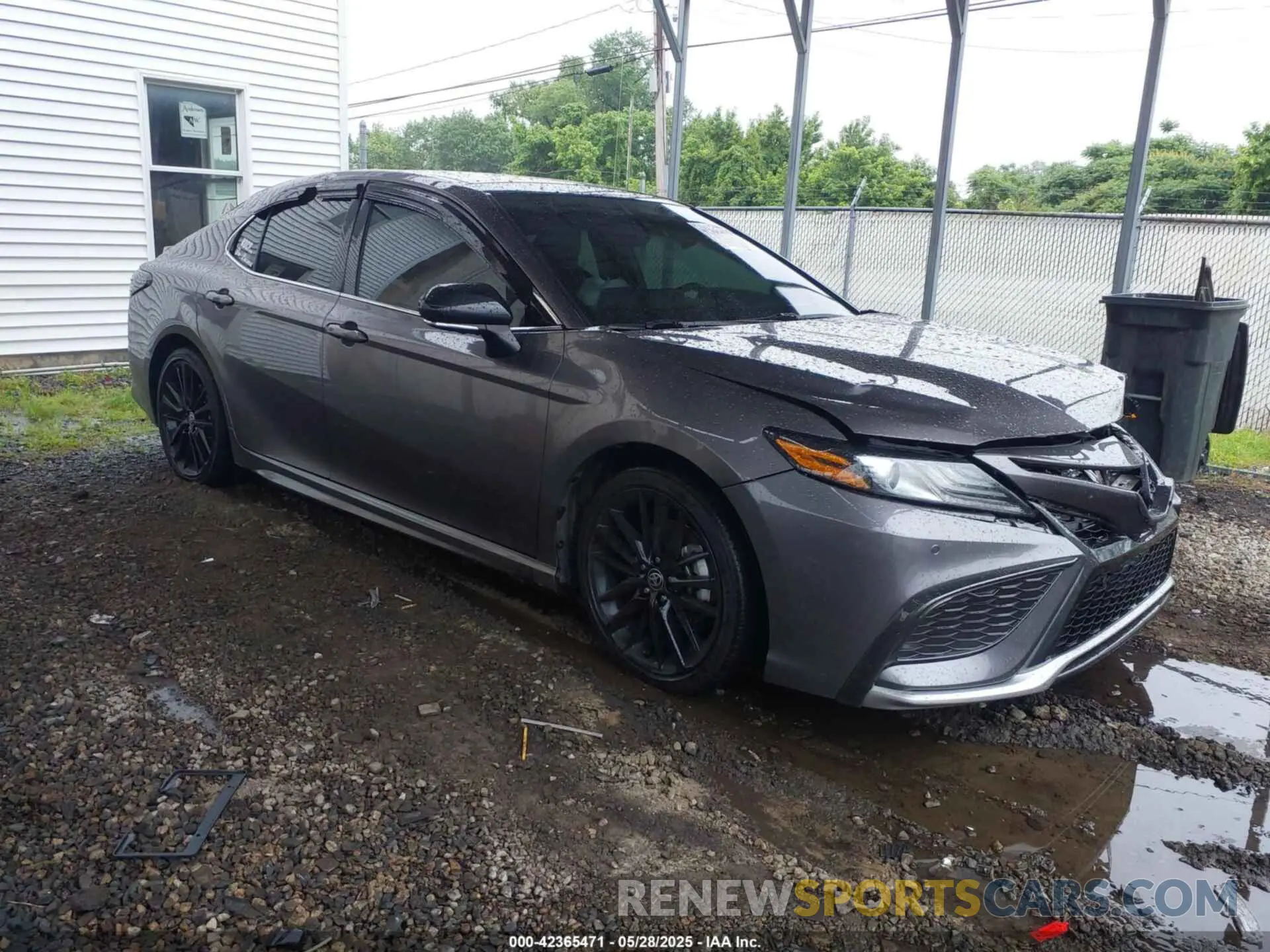1 Photograph of a damaged car 4T1K61BK6MU031856 TOYOTA CAMRY 2021