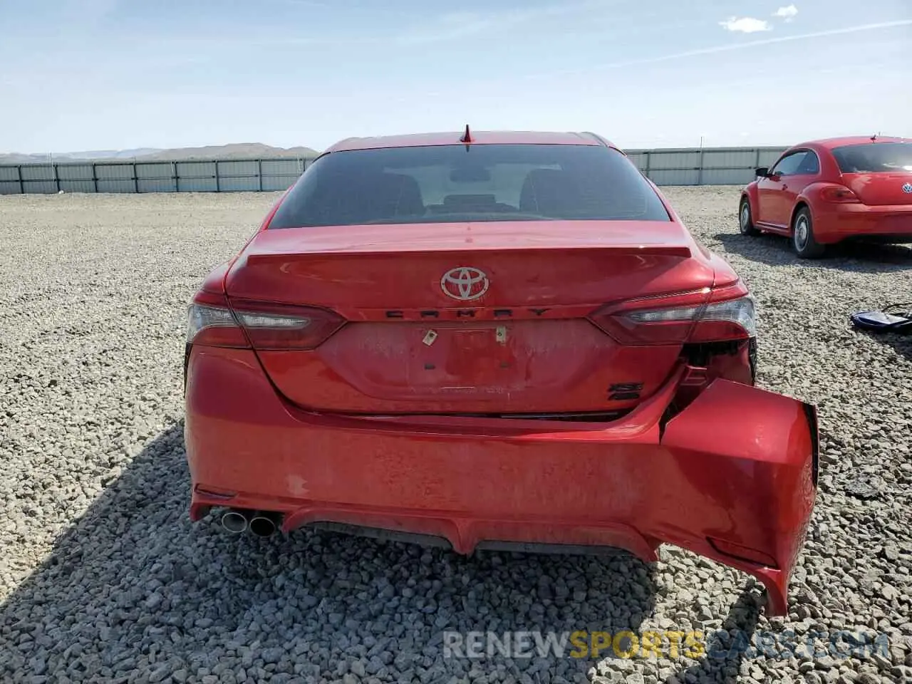 6 Photograph of a damaged car 4T1K61BK7MU045636 TOYOTA CAMRY 2021