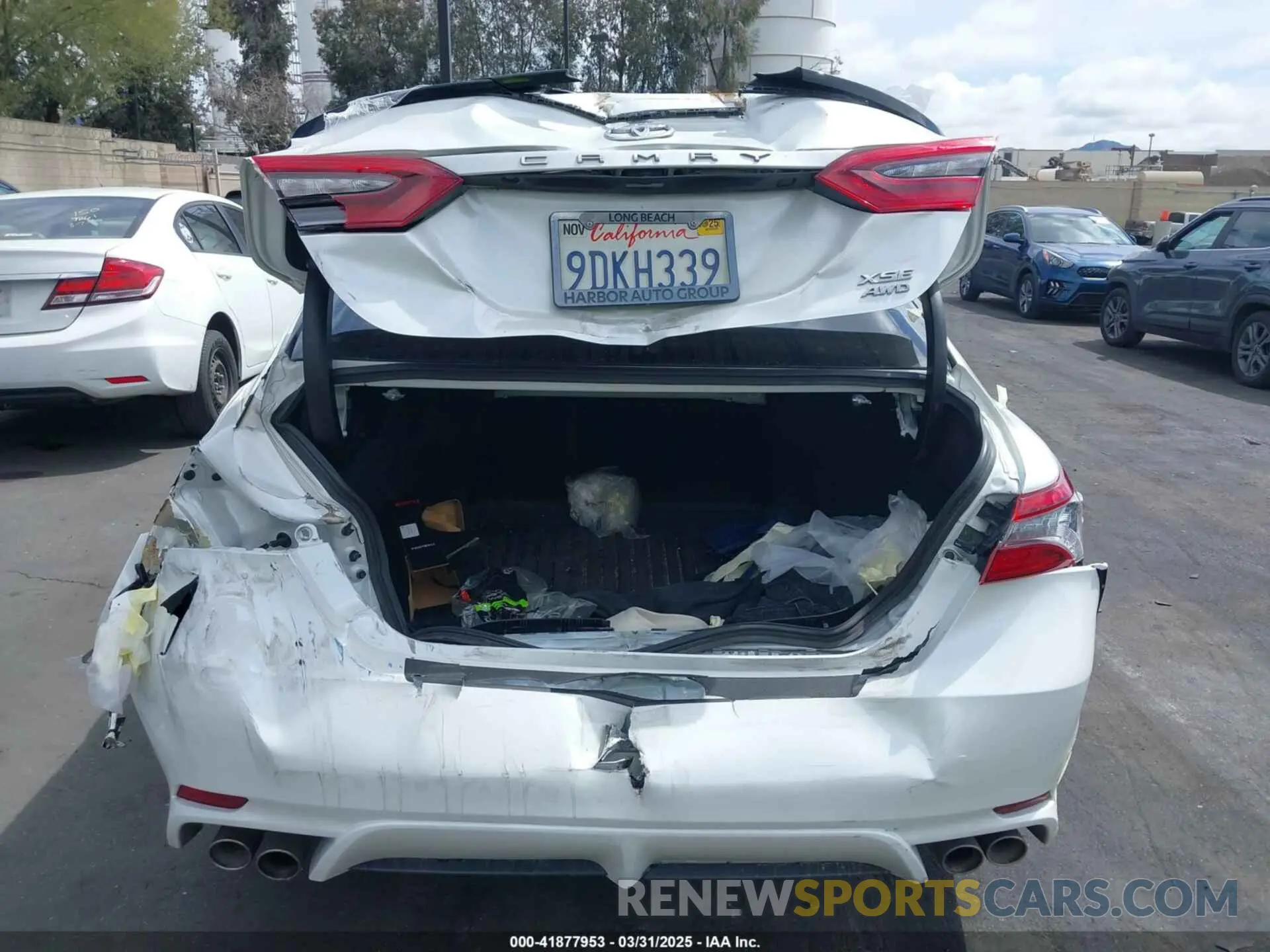 16 Photograph of a damaged car 4T1K61BK9MU022262 TOYOTA CAMRY 2021