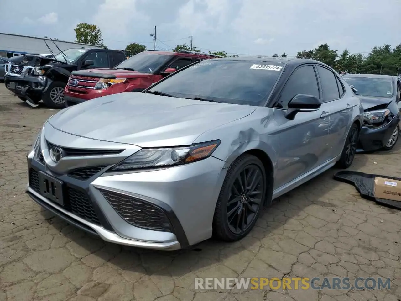 1 Photograph of a damaged car 4T1K61BKXMU025221 TOYOTA CAMRY 2021