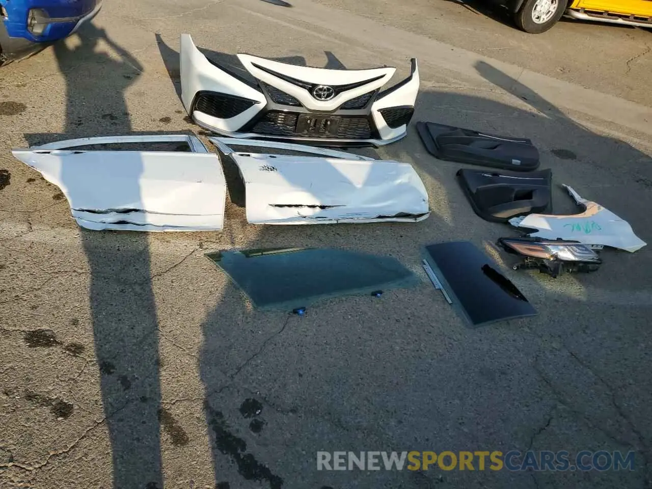 12 Фотография поврежденного автомобиля 4T1K61BKXMU028250 TOYOTA CAMRY 2021