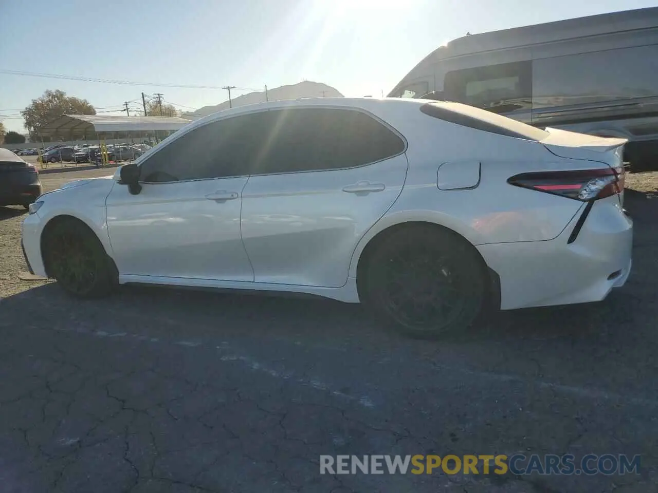 2 Photograph of a damaged car 4T1KZ1AK1MU050940 TOYOTA CAMRY 2021