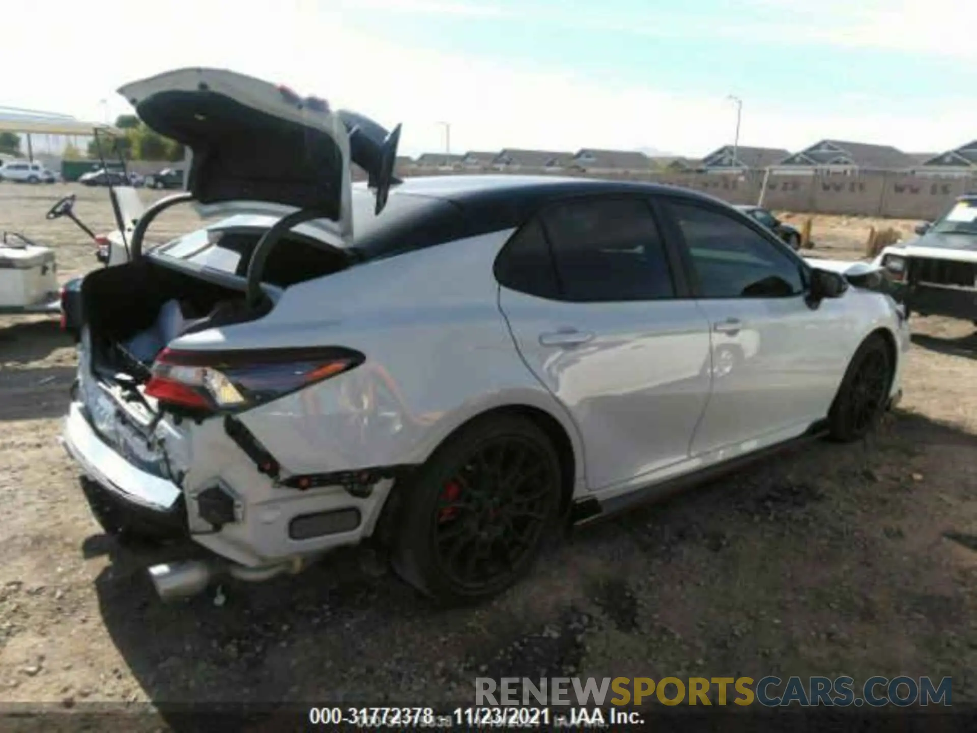 4 Фотография поврежденного автомобиля 4T1KZ1AK2MU047769 TOYOTA CAMRY 2021