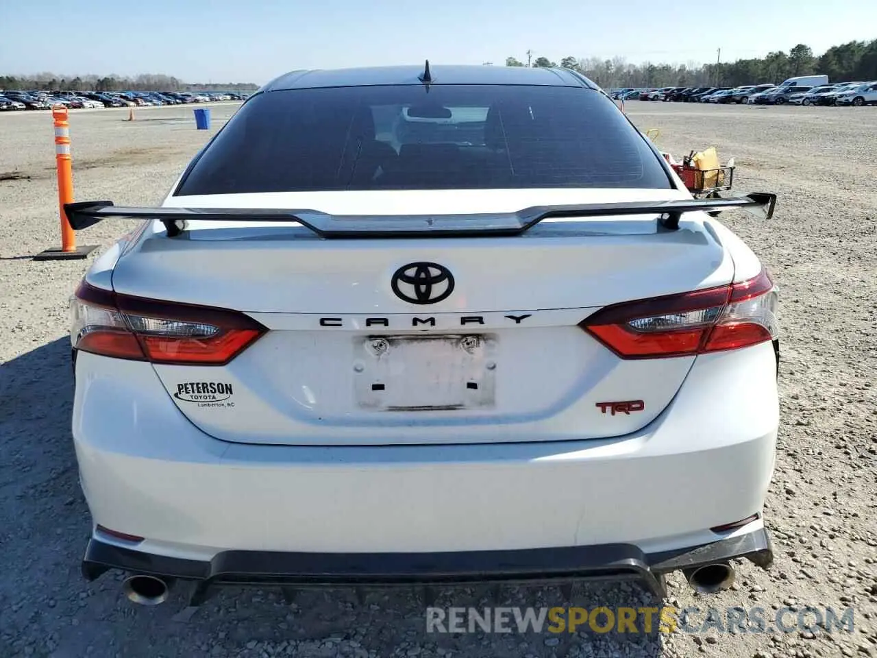 6 Photograph of a damaged car 4T1KZ1AK2MU055211 TOYOTA CAMRY 2021