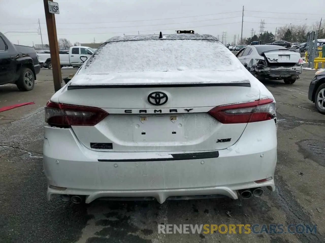 6 Photograph of a damaged car 4T1KZ1AK3MU051961 TOYOTA CAMRY 2021