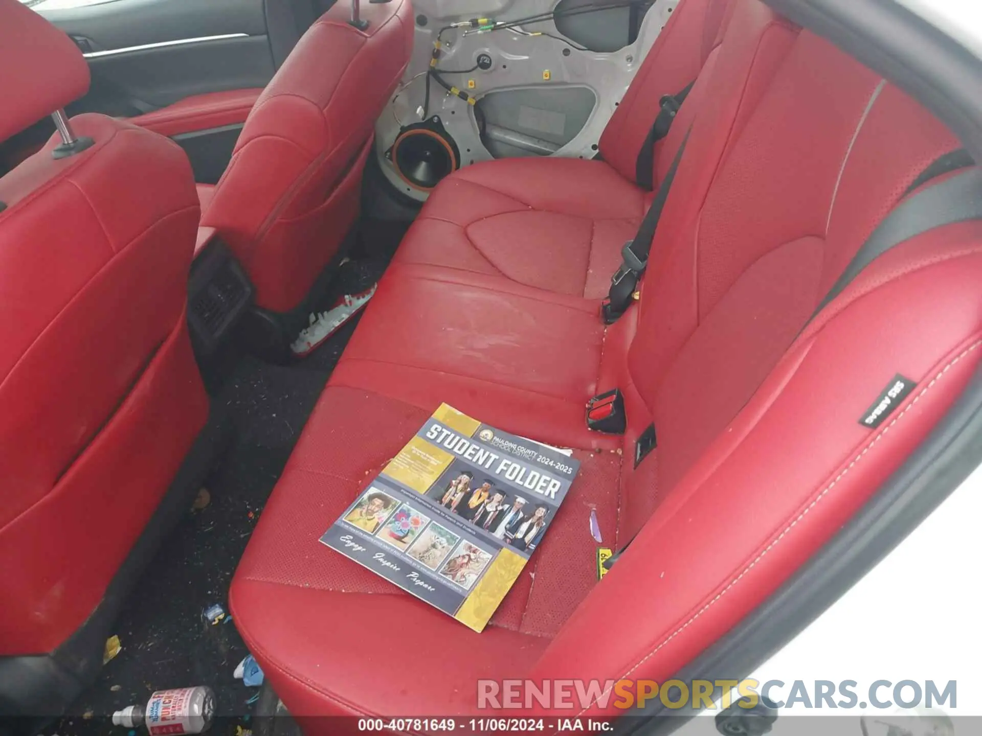 8 Photograph of a damaged car 4T1KZ1AK4MU049765 TOYOTA CAMRY 2021