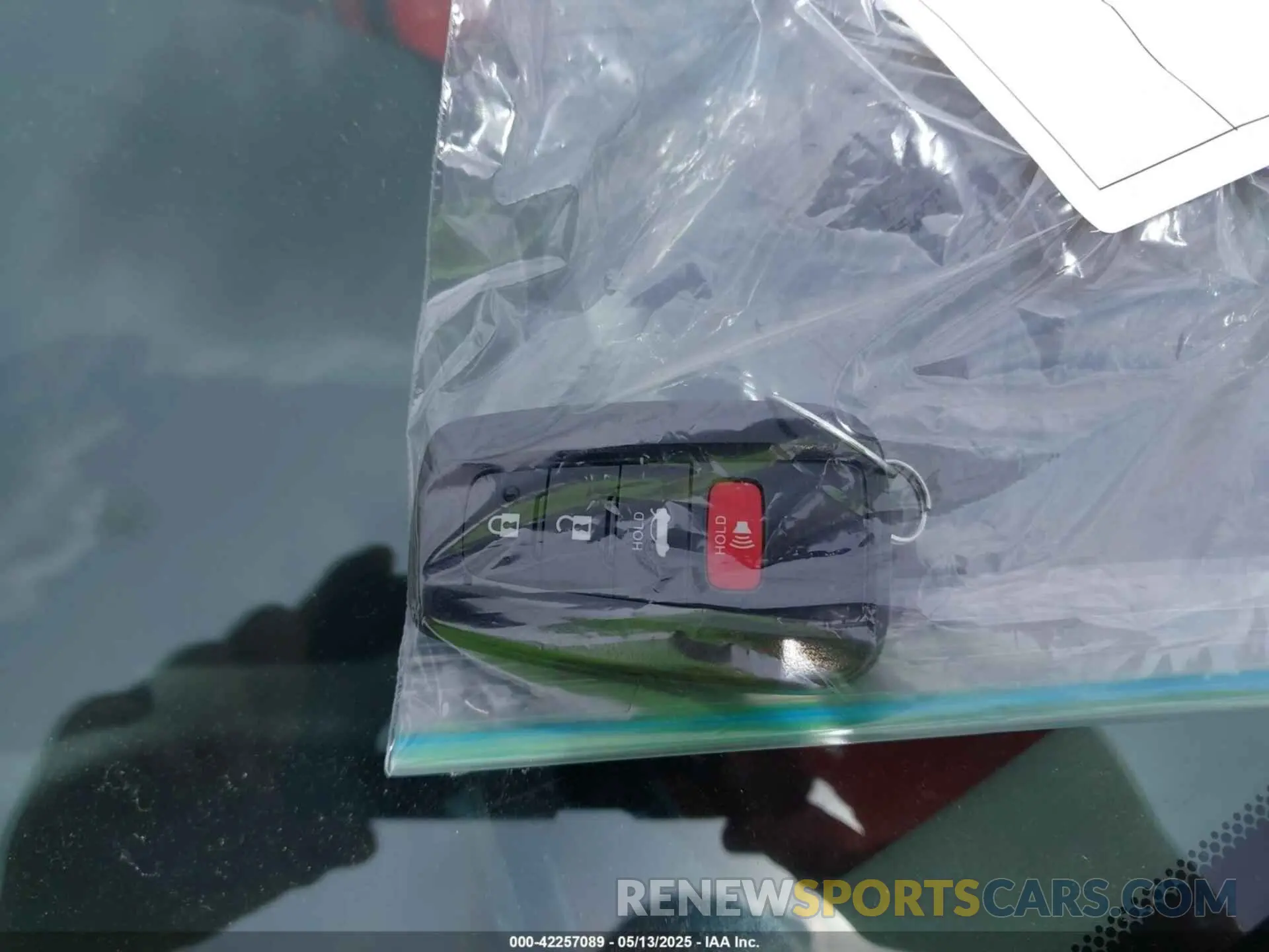11 Photograph of a damaged car 4T1KZ1AK5MU052058 TOYOTA CAMRY 2021