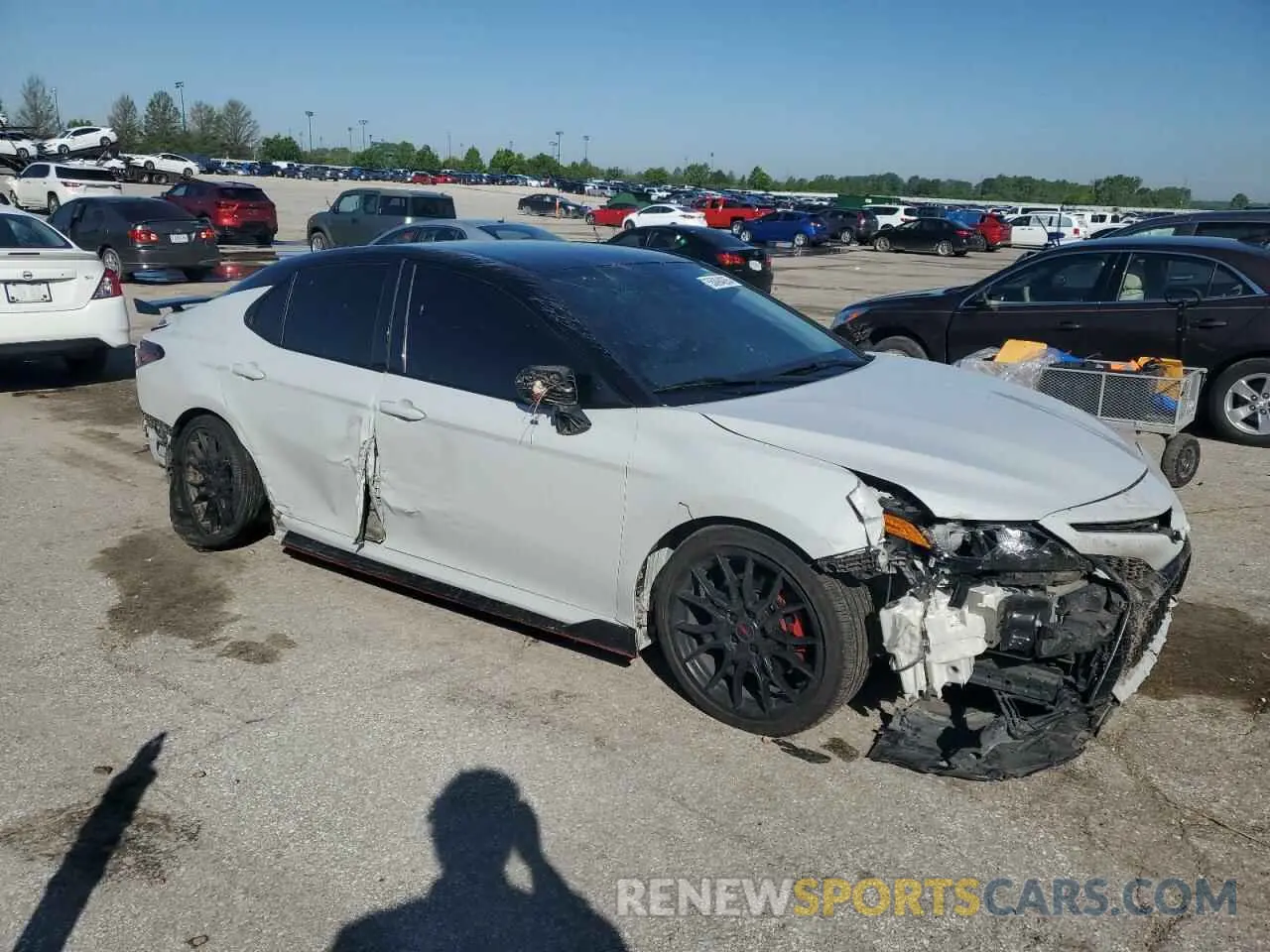 4 Фотография поврежденного автомобиля 4T1KZ1AK7MU052711 TOYOTA CAMRY 2021