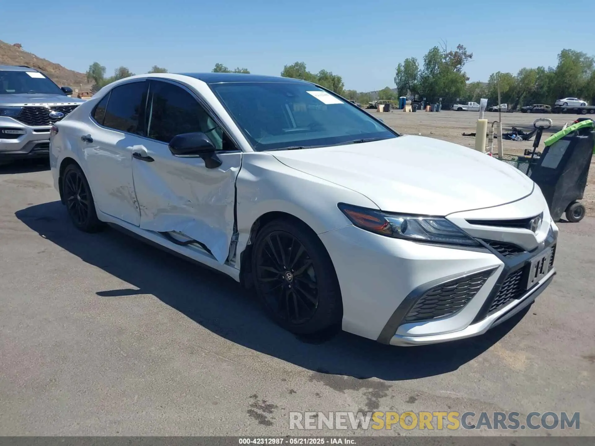 1 Фотография поврежденного автомобиля 4T1KZ1AK7MU056256 TOYOTA CAMRY 2021