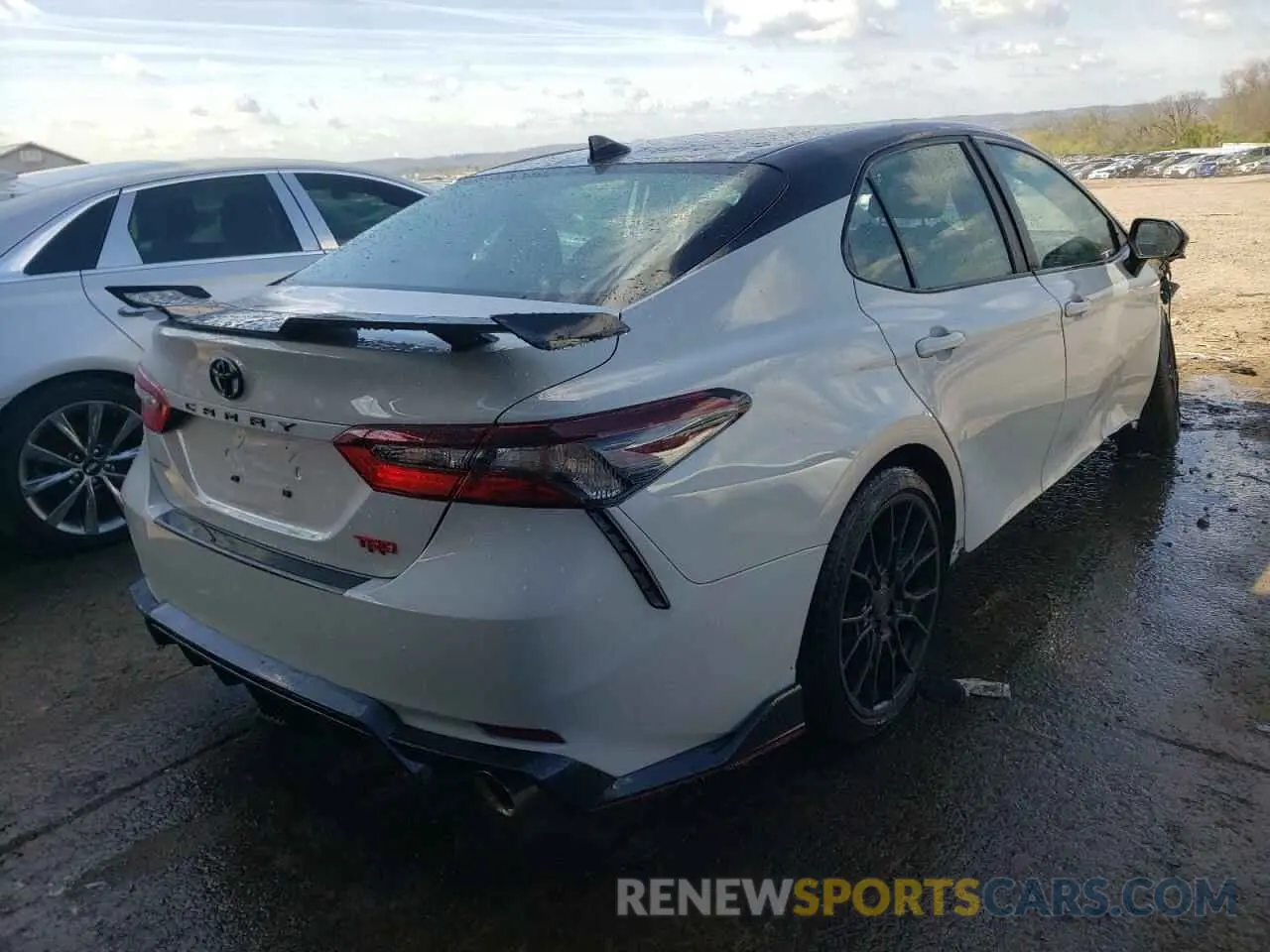 4 Фотография поврежденного автомобиля 4T1KZ1AK7MU057424 TOYOTA CAMRY 2021