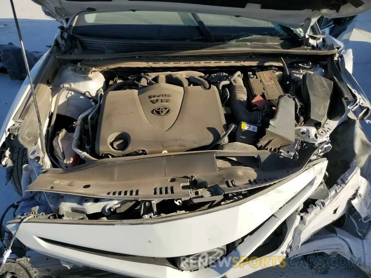12 Photograph of a damaged car 4T1KZ1AK8MU057982 TOYOTA CAMRY 2021