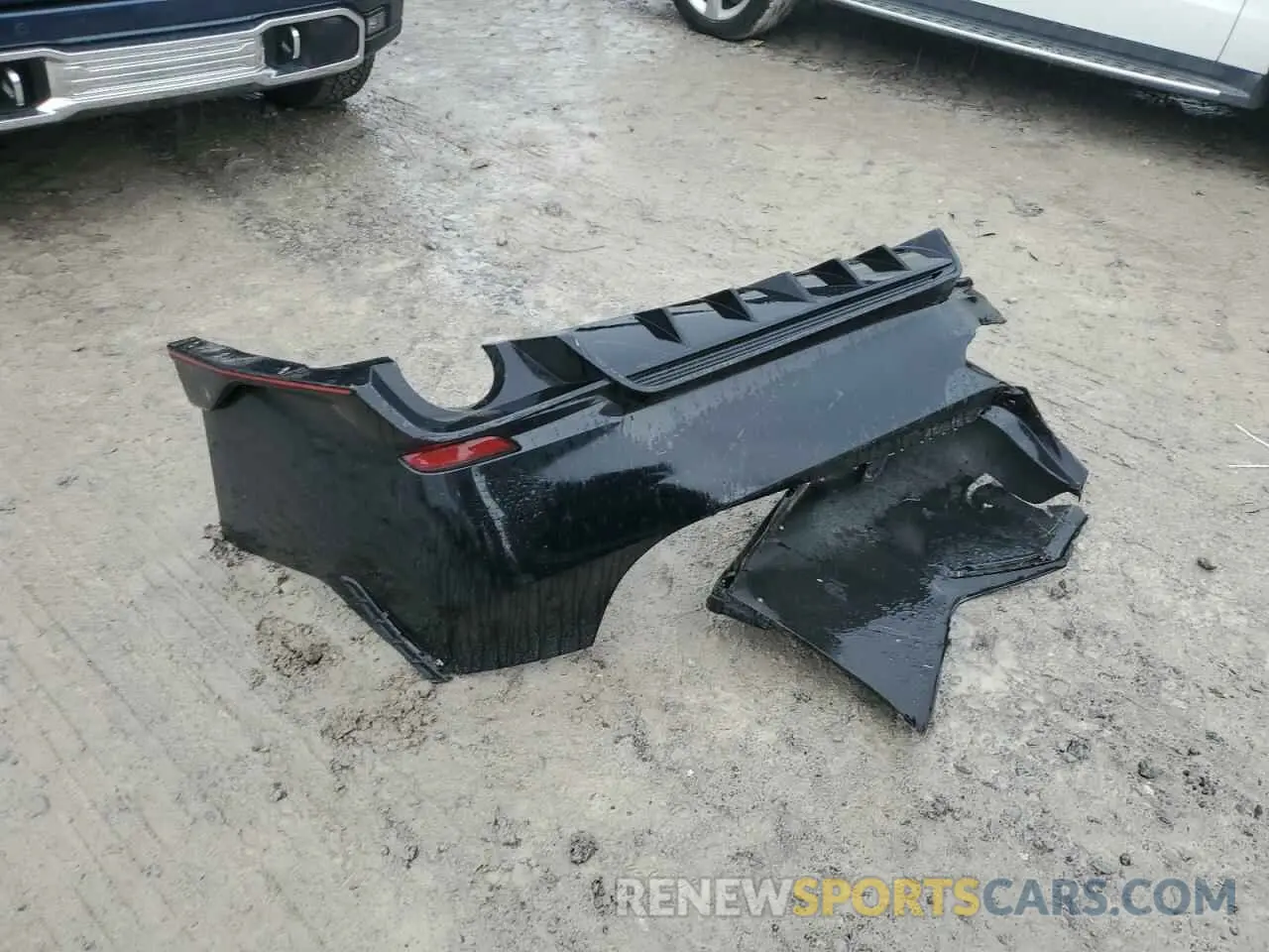 12 Photograph of a damaged car 4T1KZ1AK9MU052225 TOYOTA CAMRY 2021