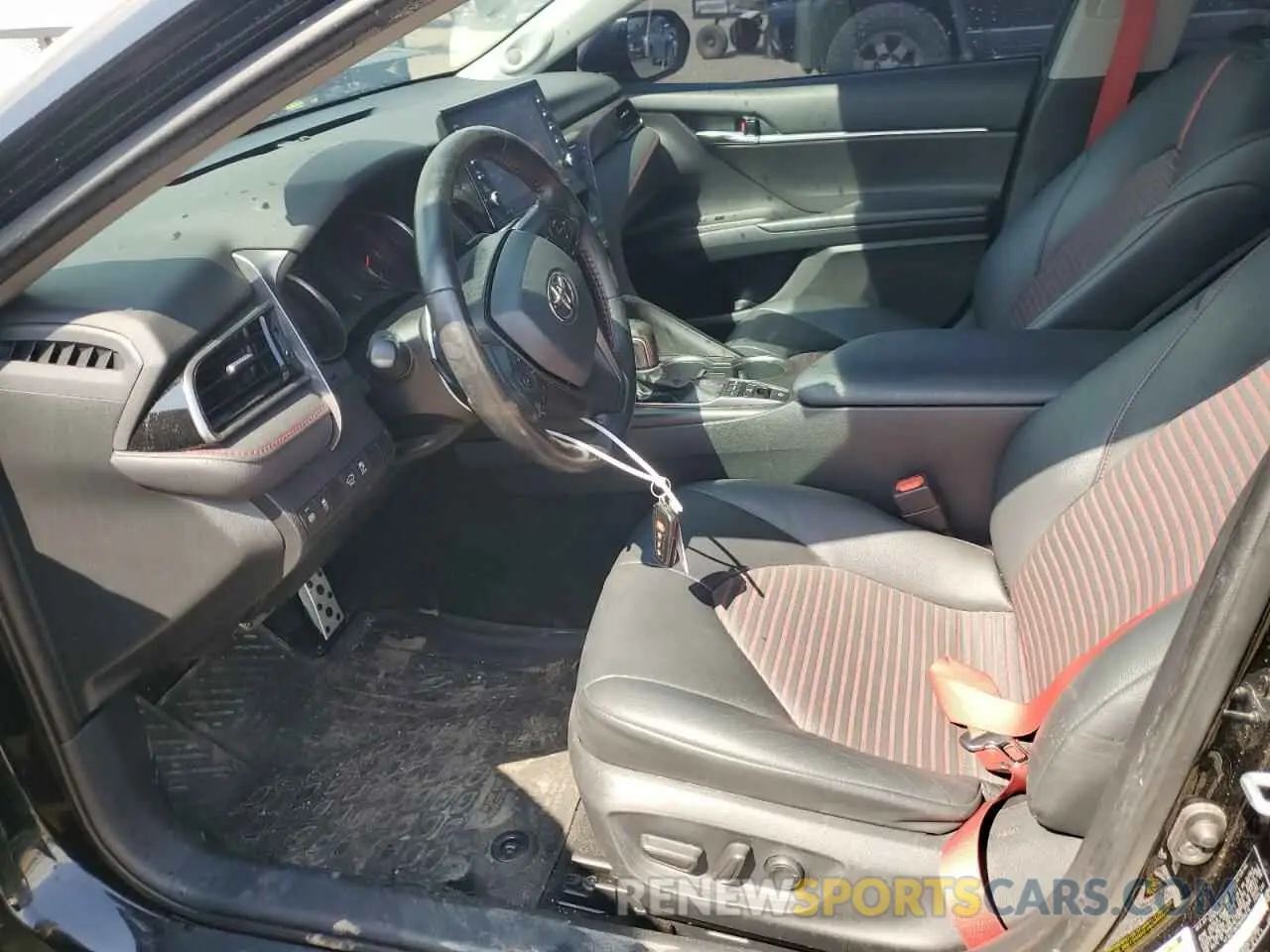 7 Photograph of a damaged car 4T1KZ1AKXMU059216 TOYOTA CAMRY 2021