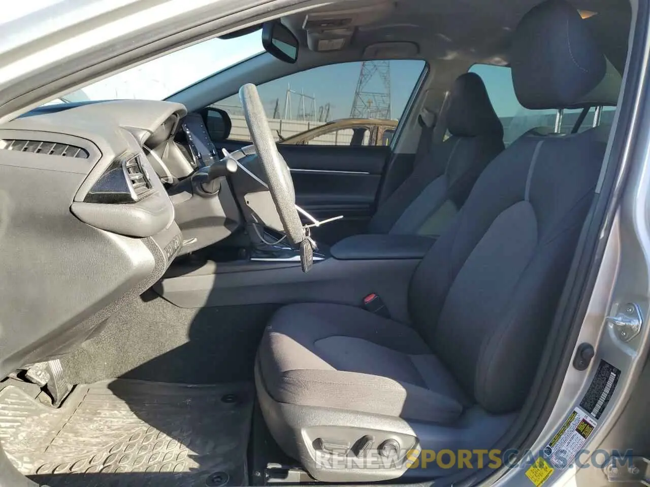 7 Photograph of a damaged car 4T1R11AK2MU451094 TOYOTA CAMRY 2021