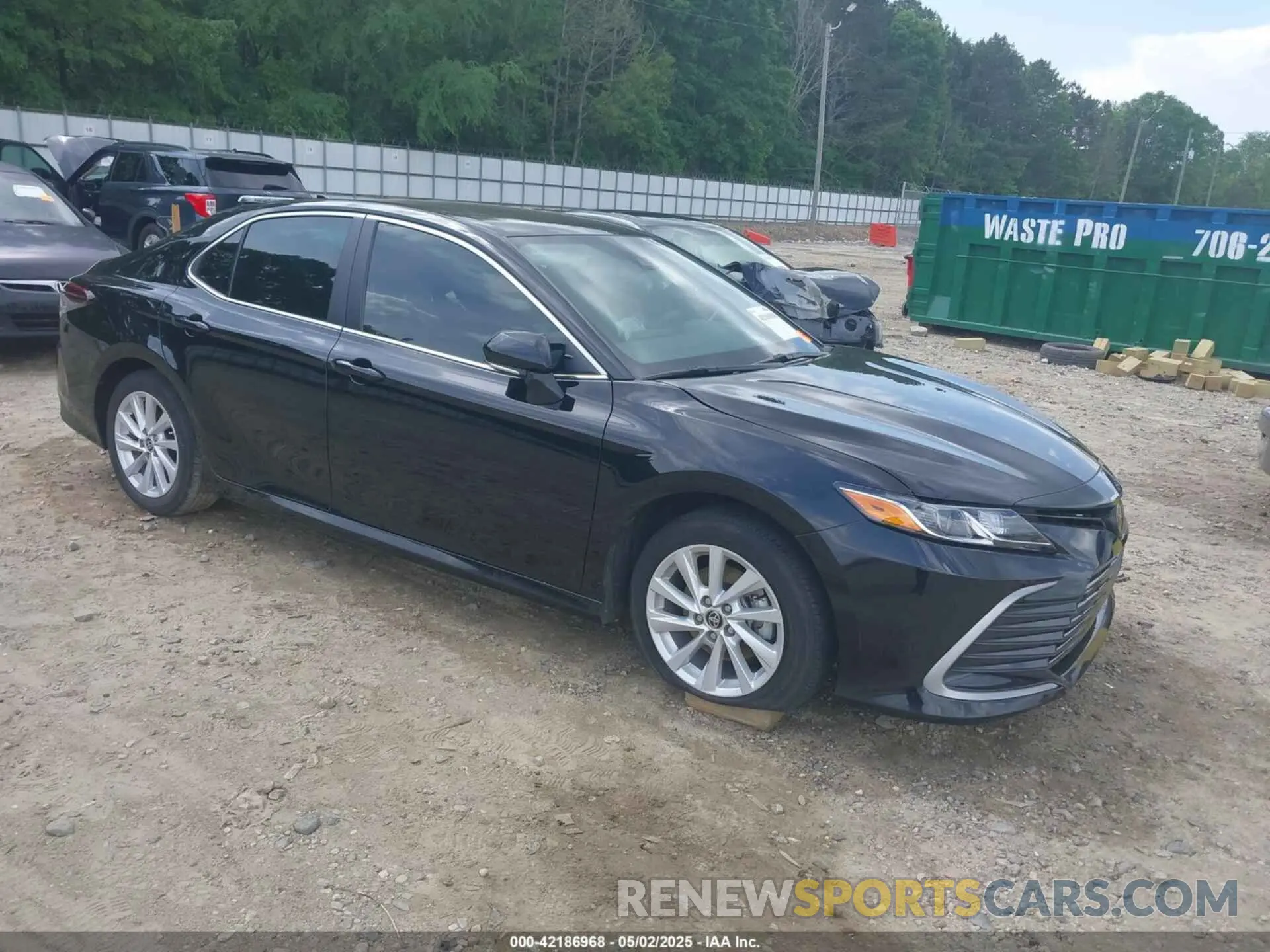 1 Photograph of a damaged car 4T1R11AK2MU489747 TOYOTA CAMRY 2021