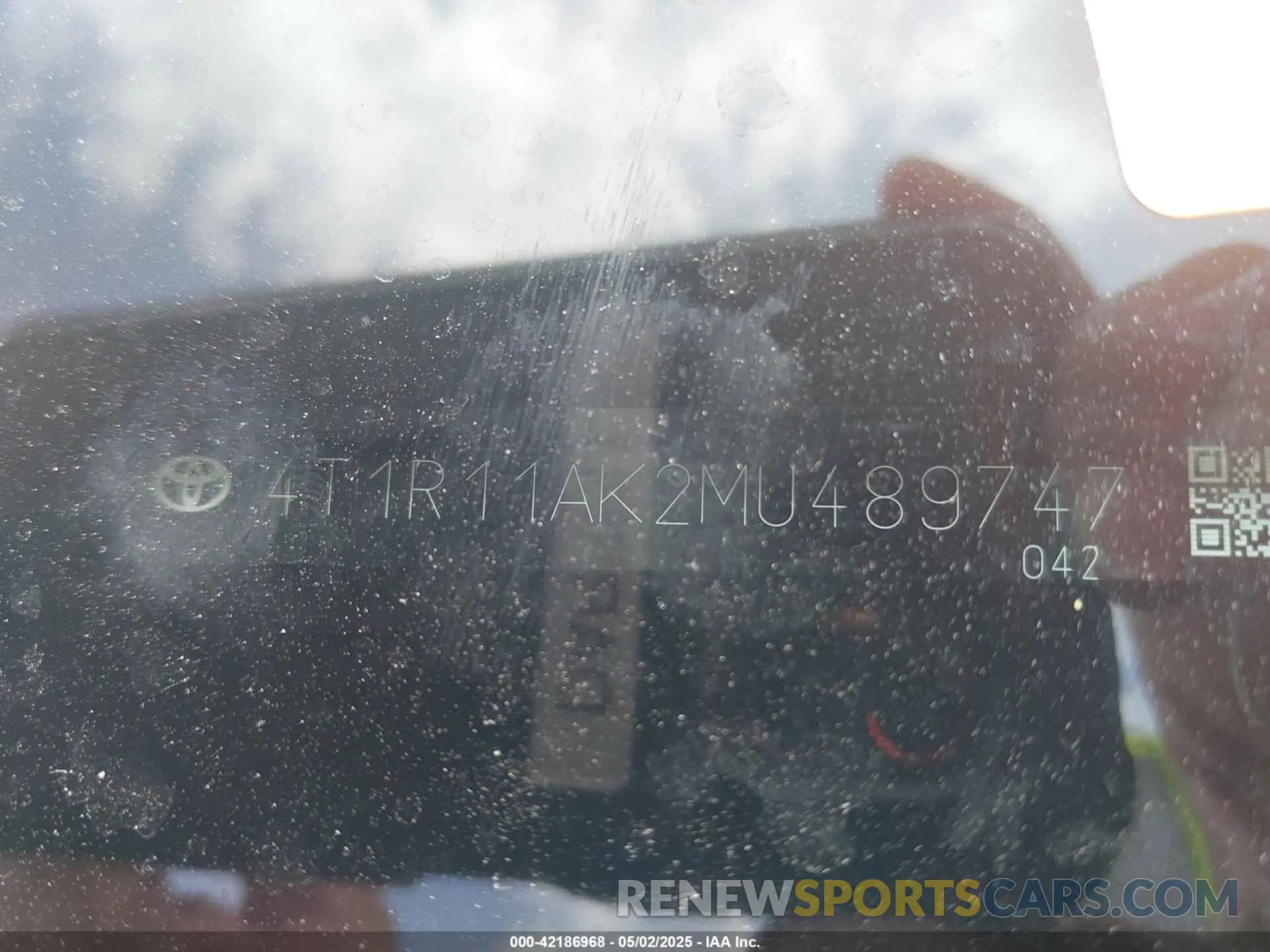 9 Photograph of a damaged car 4T1R11AK2MU489747 TOYOTA CAMRY 2021