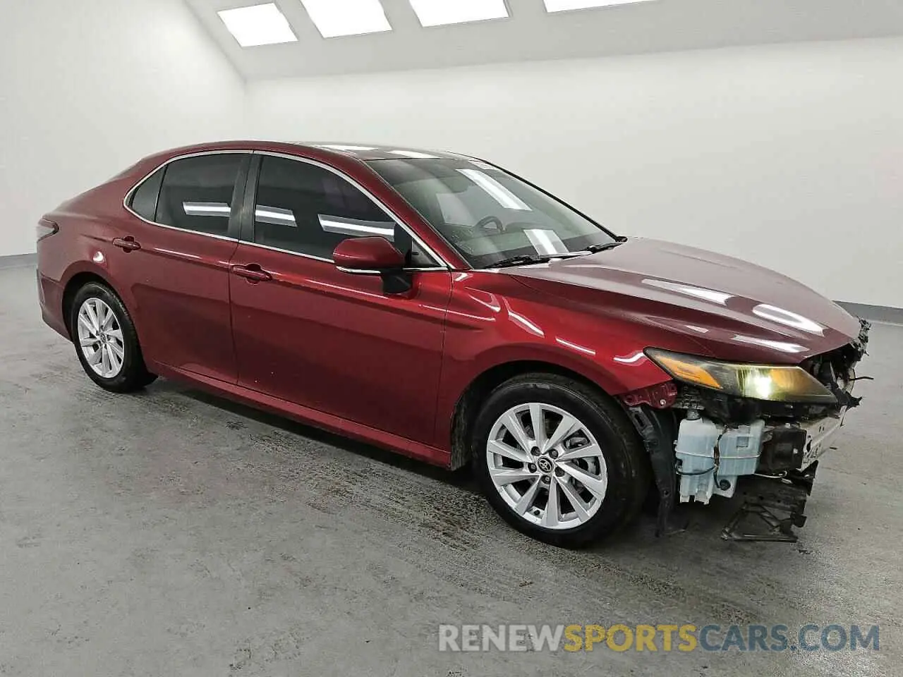 4 Photograph of a damaged car 4T1R11AK3MU478403 TOYOTA CAMRY 2021