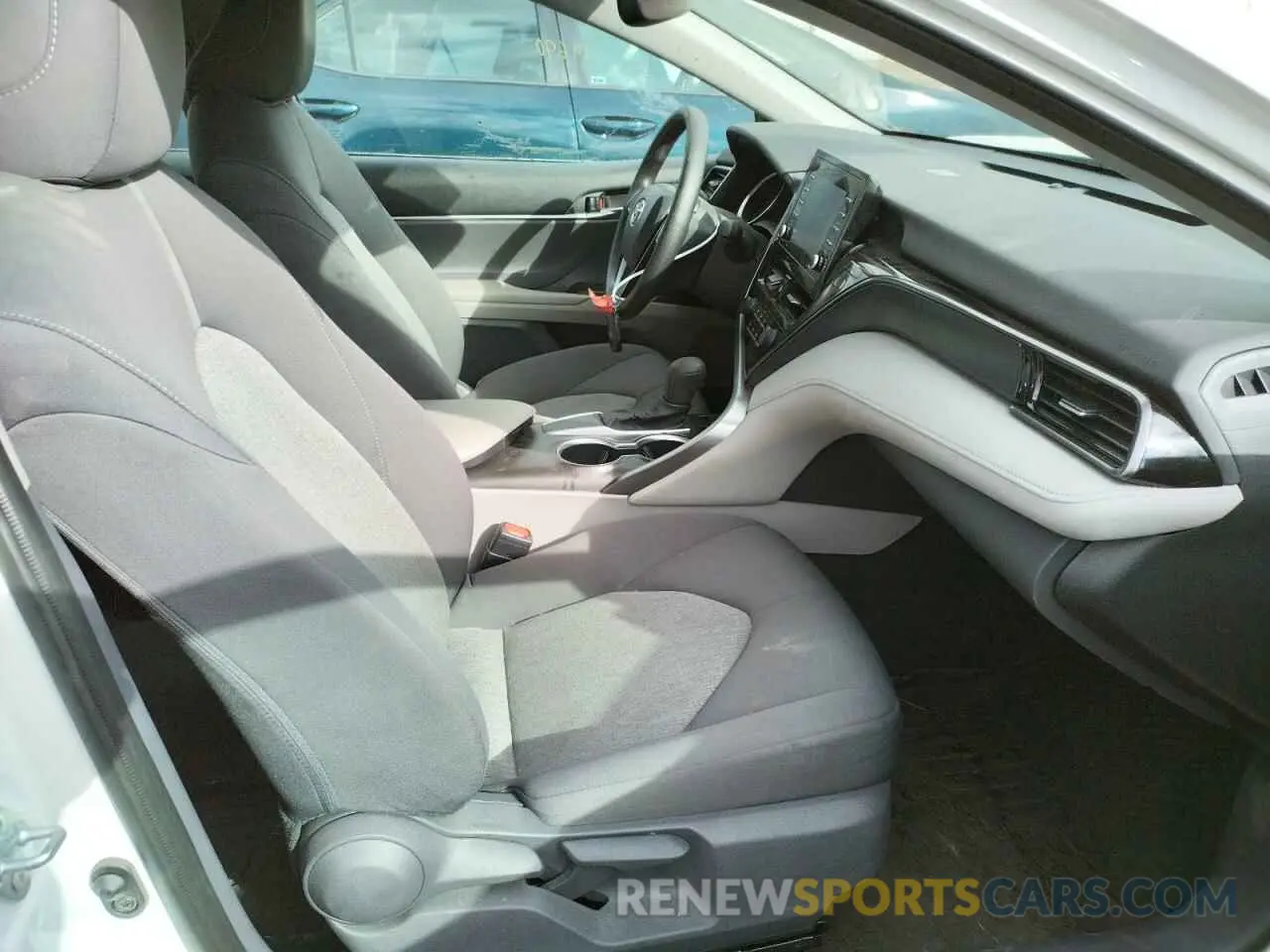 5 Photograph of a damaged car 4T1R11AK3MU490387 TOYOTA CAMRY 2021