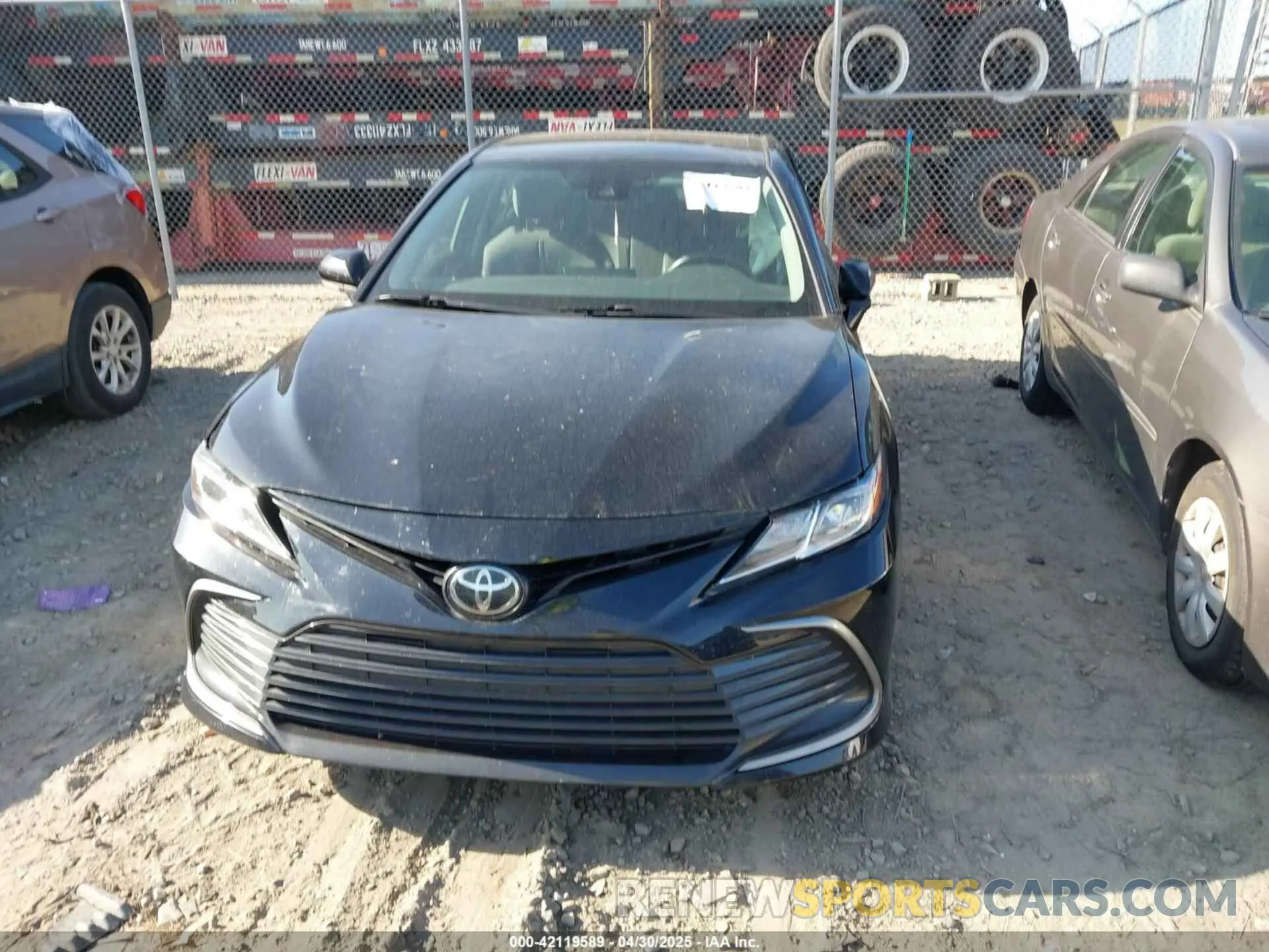 12 Photograph of a damaged car 4T1R11AK3MU549714 TOYOTA CAMRY 2021
