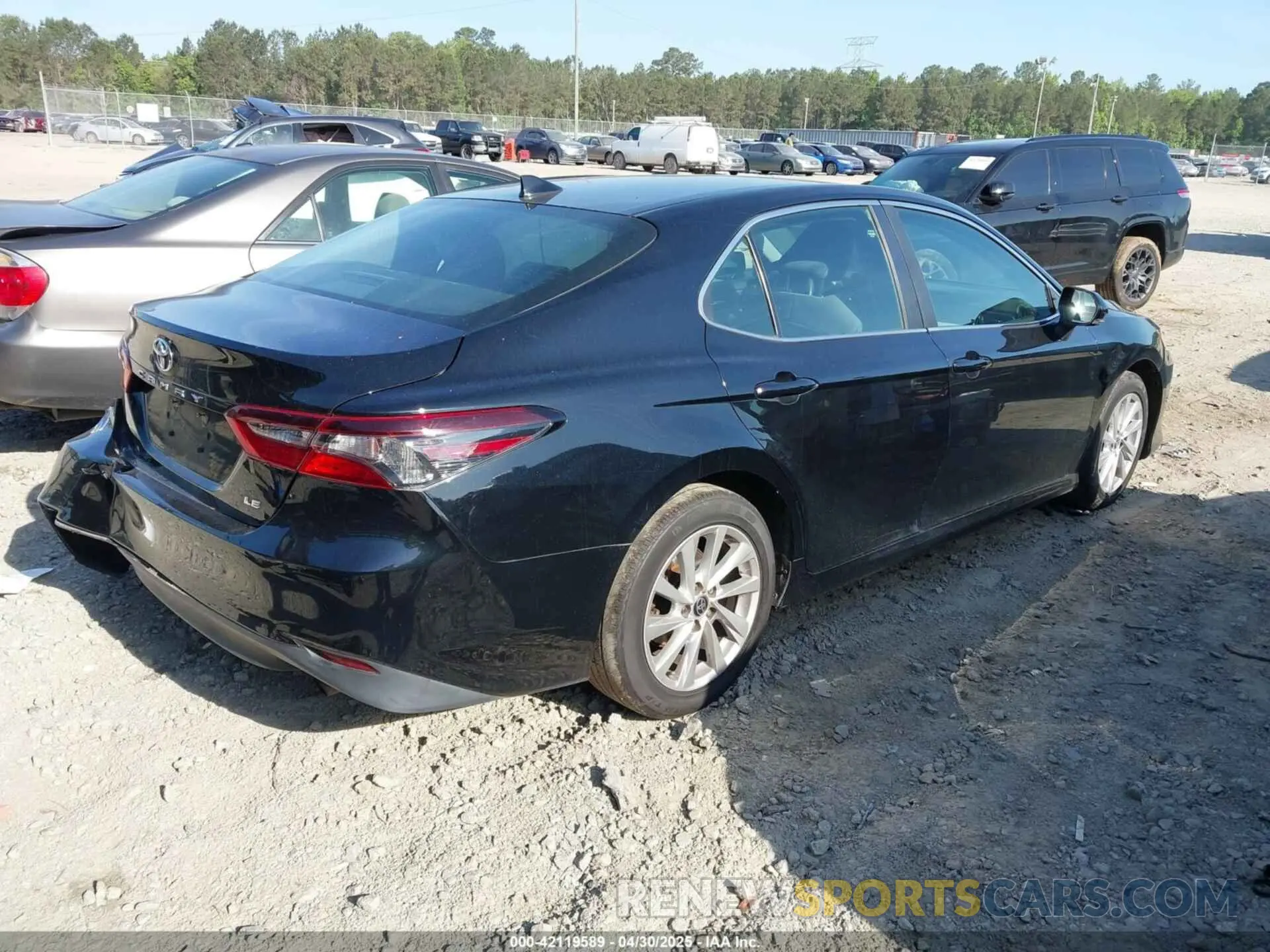 4 Photograph of a damaged car 4T1R11AK3MU549714 TOYOTA CAMRY 2021