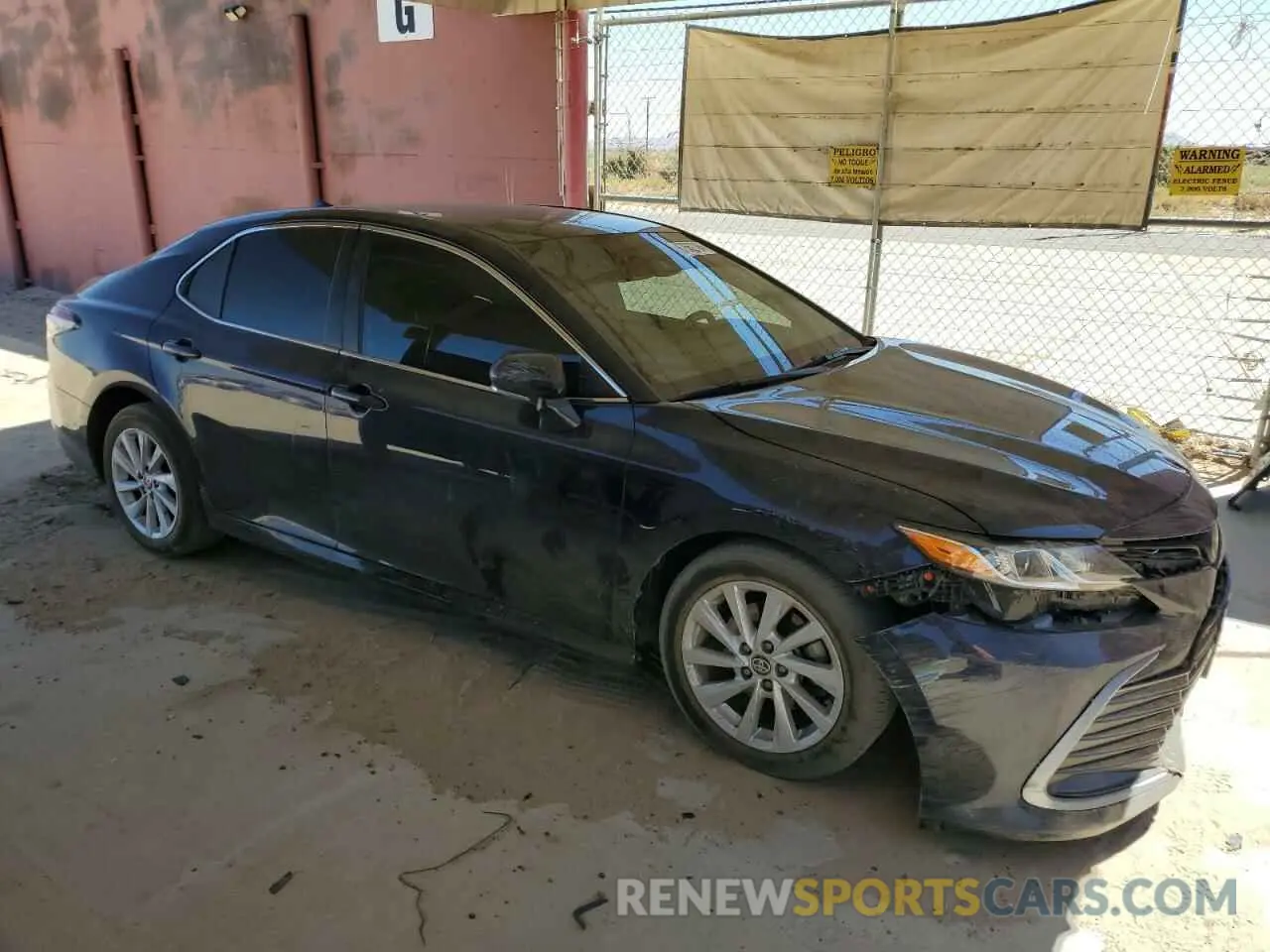 4 Photograph of a damaged car 4T1R11AK4MU489460 TOYOTA CAMRY 2021