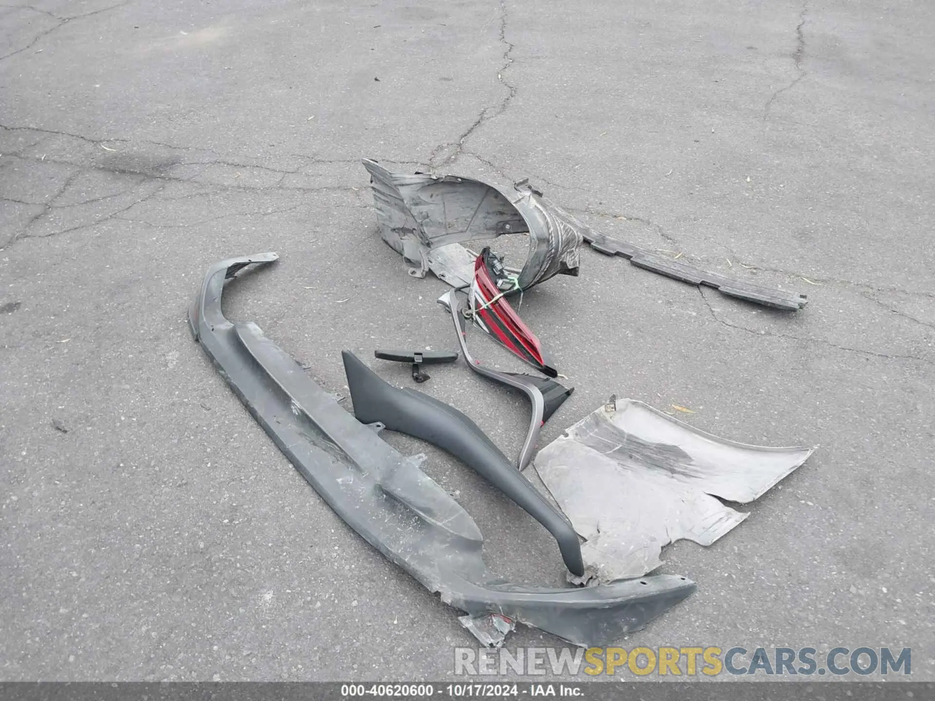 11 Photograph of a damaged car 4T1R11AK4MU498384 TOYOTA CAMRY 2021