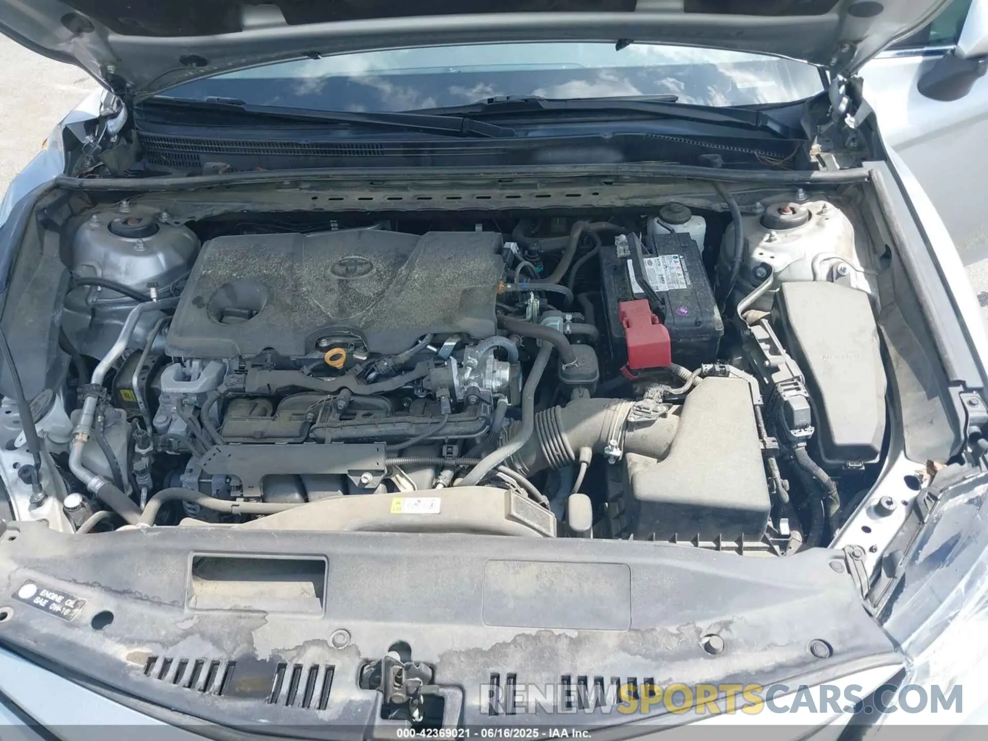 10 Photograph of a damaged car 4T1R11AK5MU433866 TOYOTA CAMRY 2021